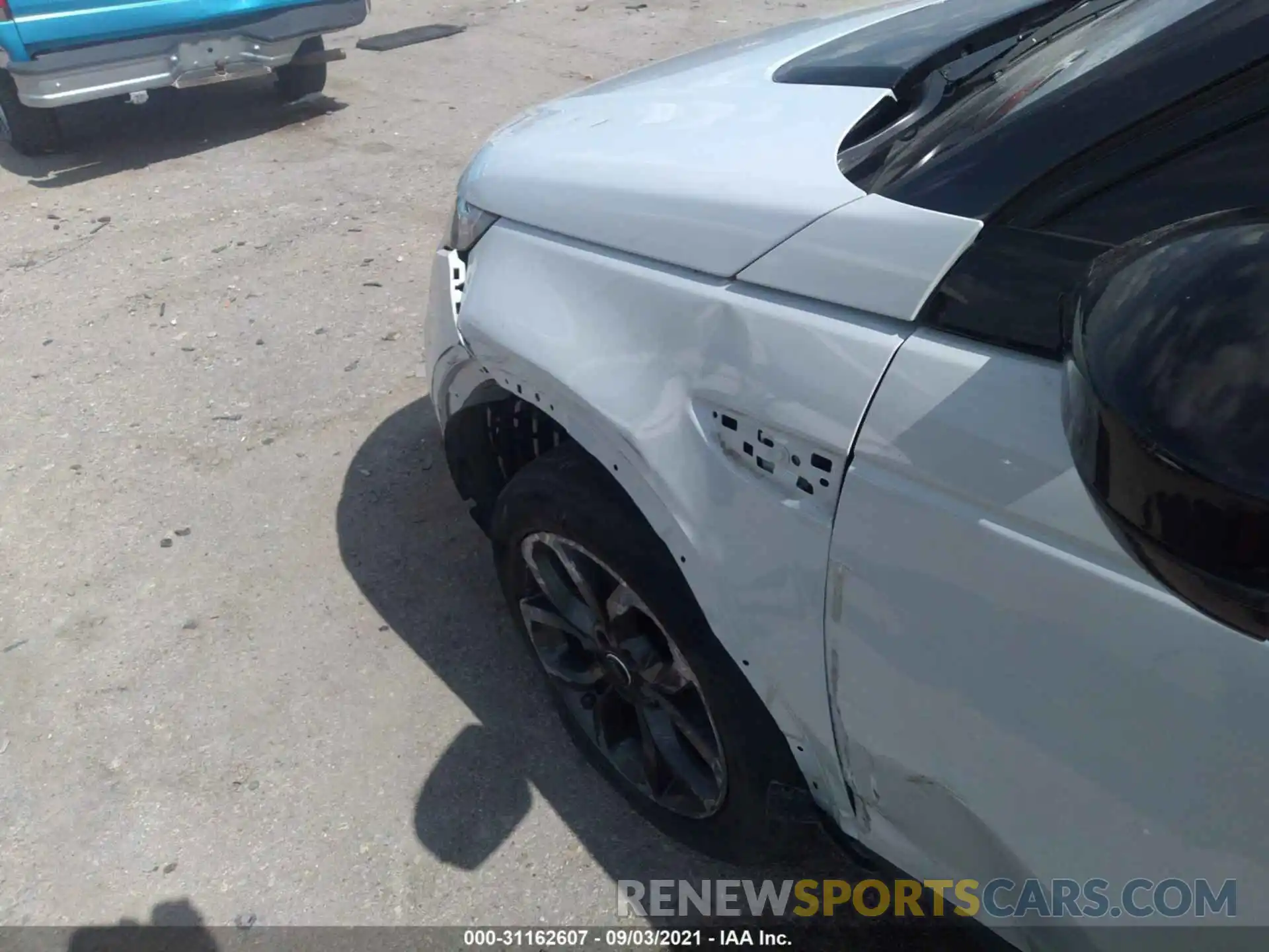 6 Photograph of a damaged car SALCR2FX4KH821313 LAND ROVER DISCOVERY SPORT 2019