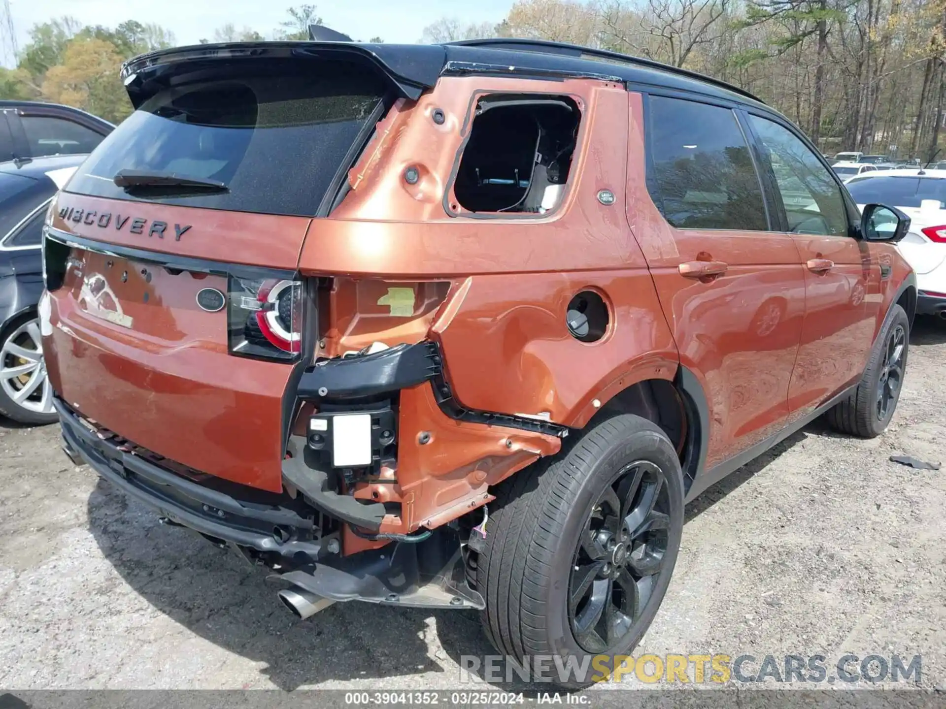 6 Photograph of a damaged car SALCR2FX5KH783168 LAND ROVER DISCOVERY SPORT 2019