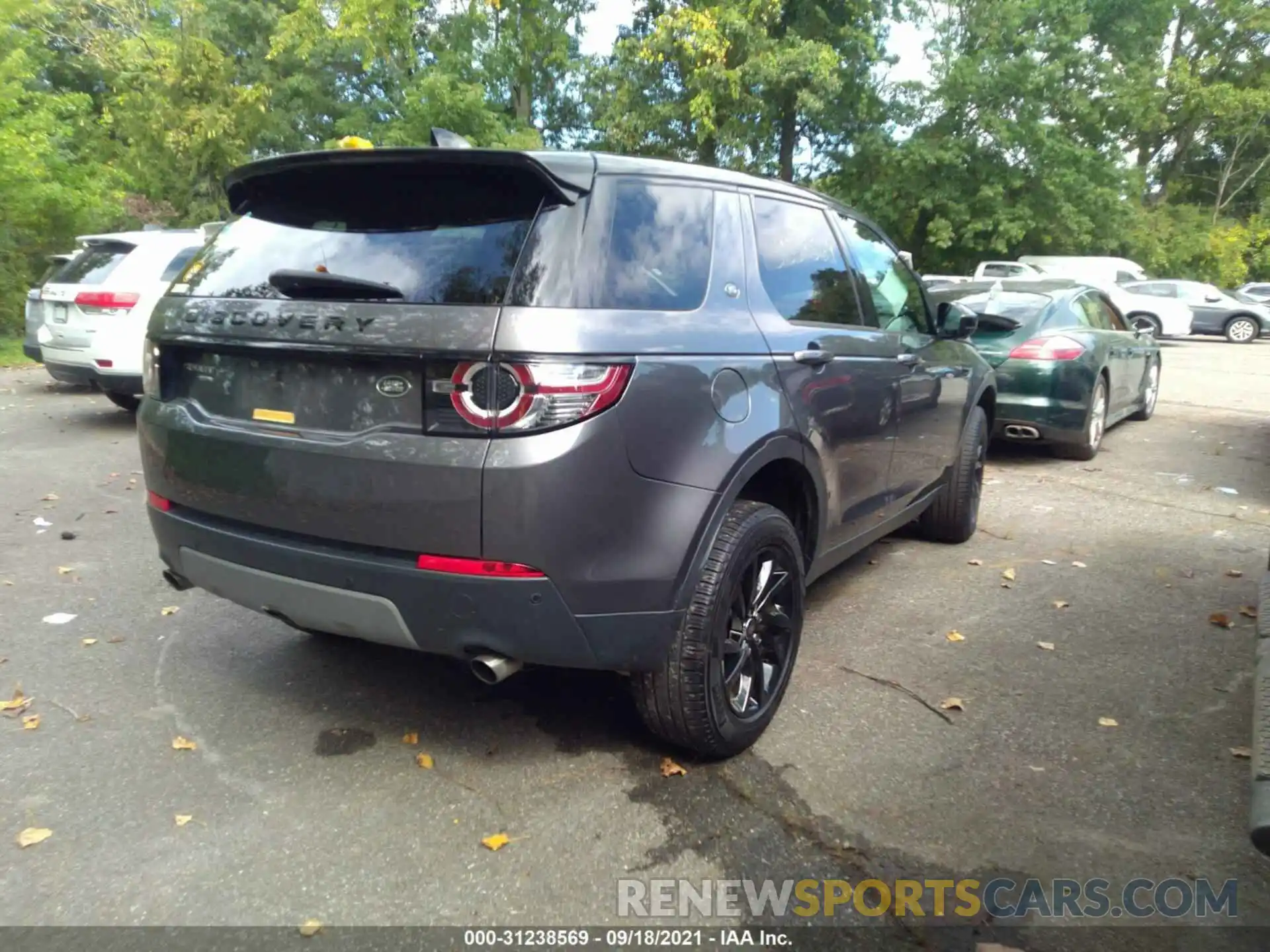 4 Photograph of a damaged car SALCR2FX5KH808912 LAND ROVER DISCOVERY SPORT 2019