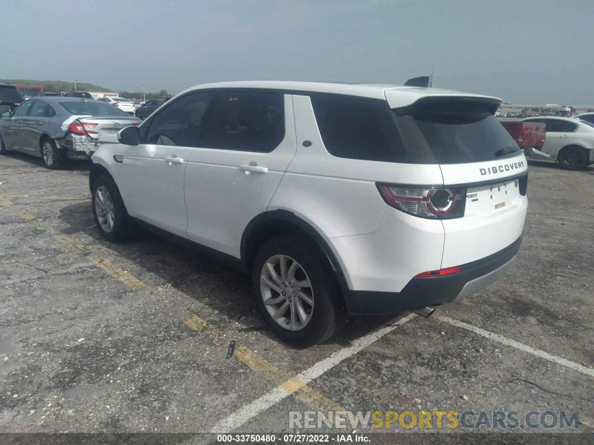 3 Photograph of a damaged car SALCR2FX7KH790994 LAND ROVER DISCOVERY SPORT 2019