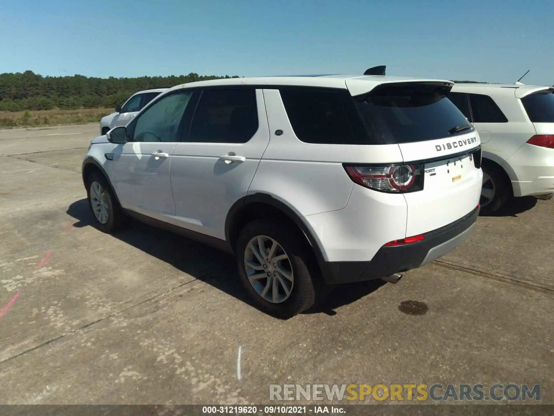 3 Photograph of a damaged car SALCR2FX9KH791015 LAND ROVER DISCOVERY SPORT 2019