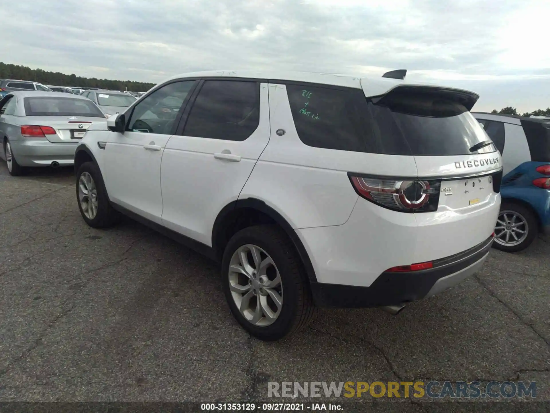 3 Photograph of a damaged car SALCR2FX9KH828970 LAND ROVER DISCOVERY SPORT 2019