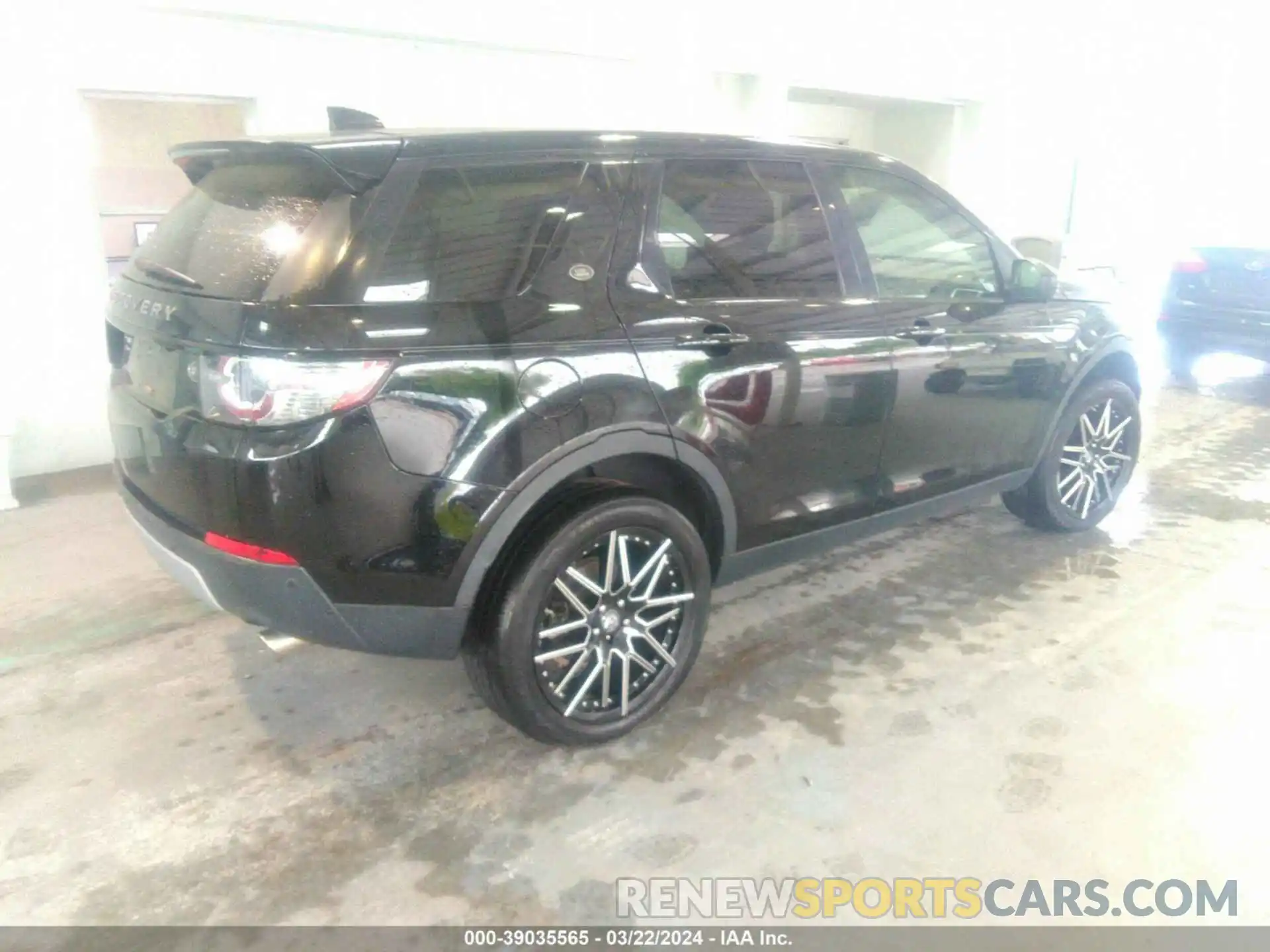 4 Photograph of a damaged car SALCR2FXXKH807979 LAND ROVER DISCOVERY SPORT 2019