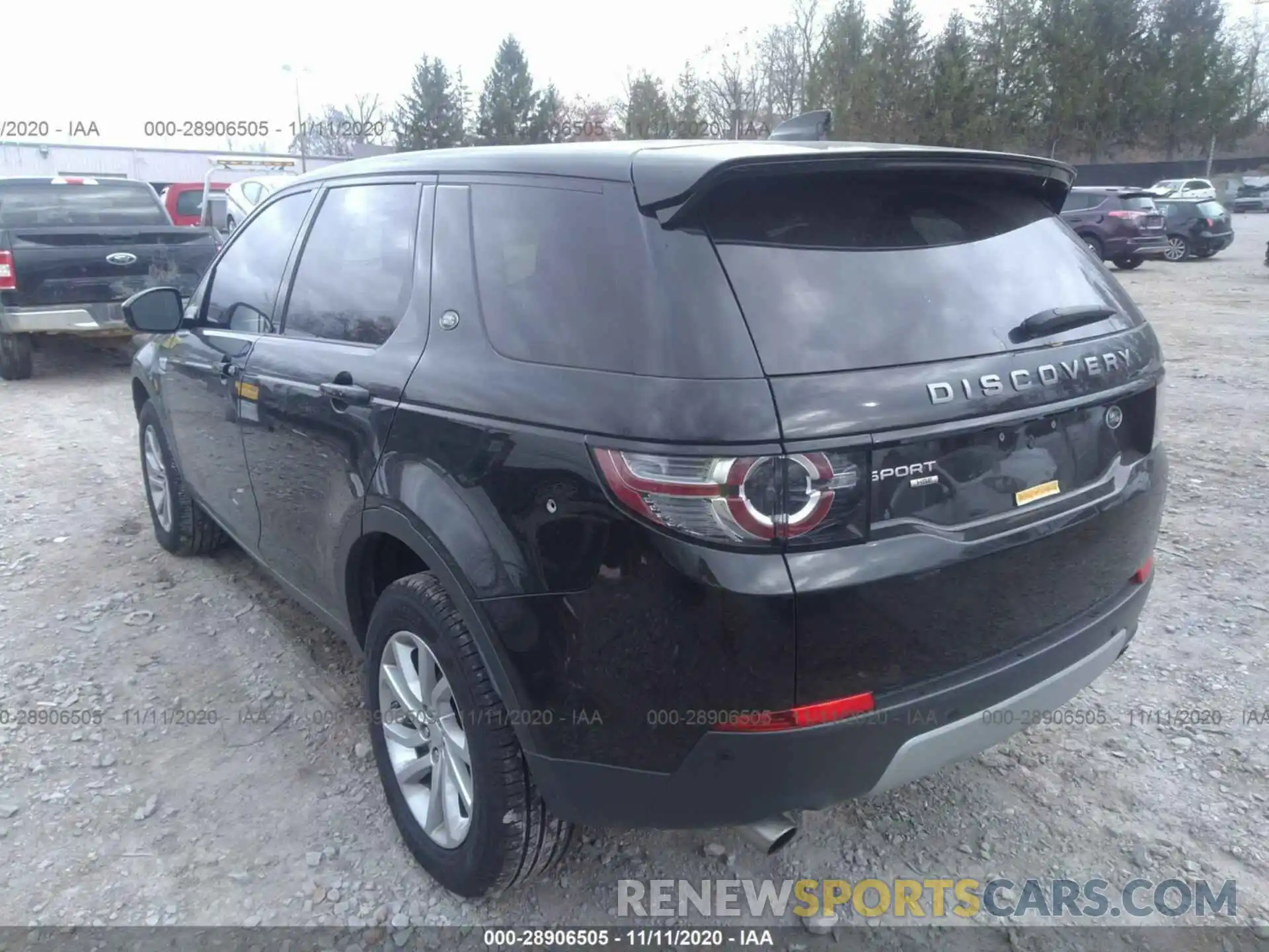 3 Photograph of a damaged car SALCR2FXXKH817668 LAND ROVER DISCOVERY SPORT 2019