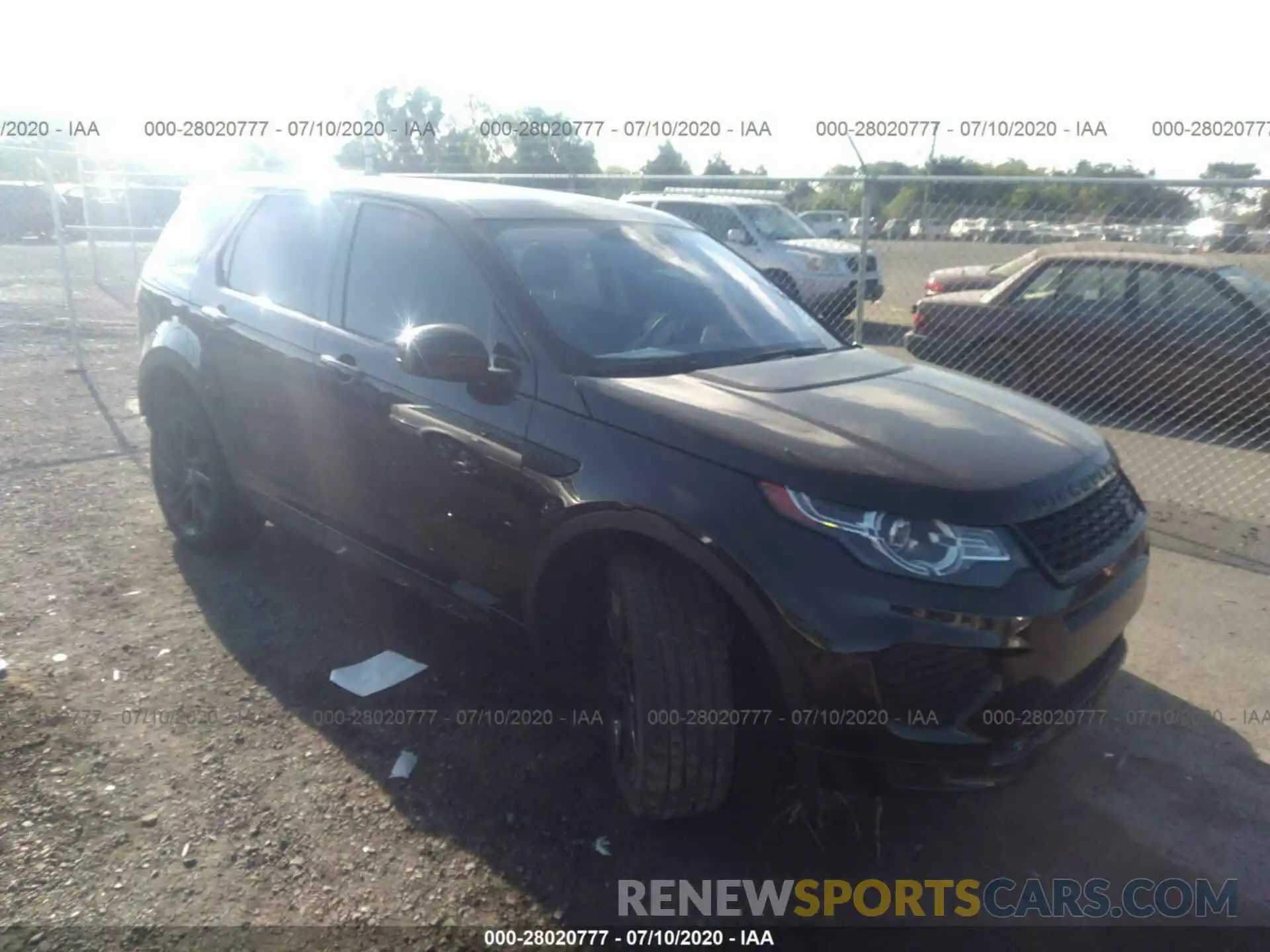 1 Photograph of a damaged car SALCR2GX7KH789617 LAND ROVER DISCOVERY SPORT 2019
