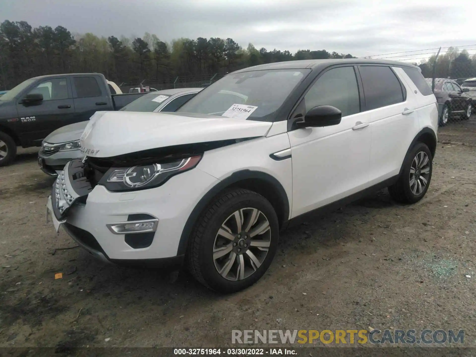 2 Фотография поврежденного автомобиля SALCT2FX5KH791837 LAND ROVER DISCOVERY SPORT 2019