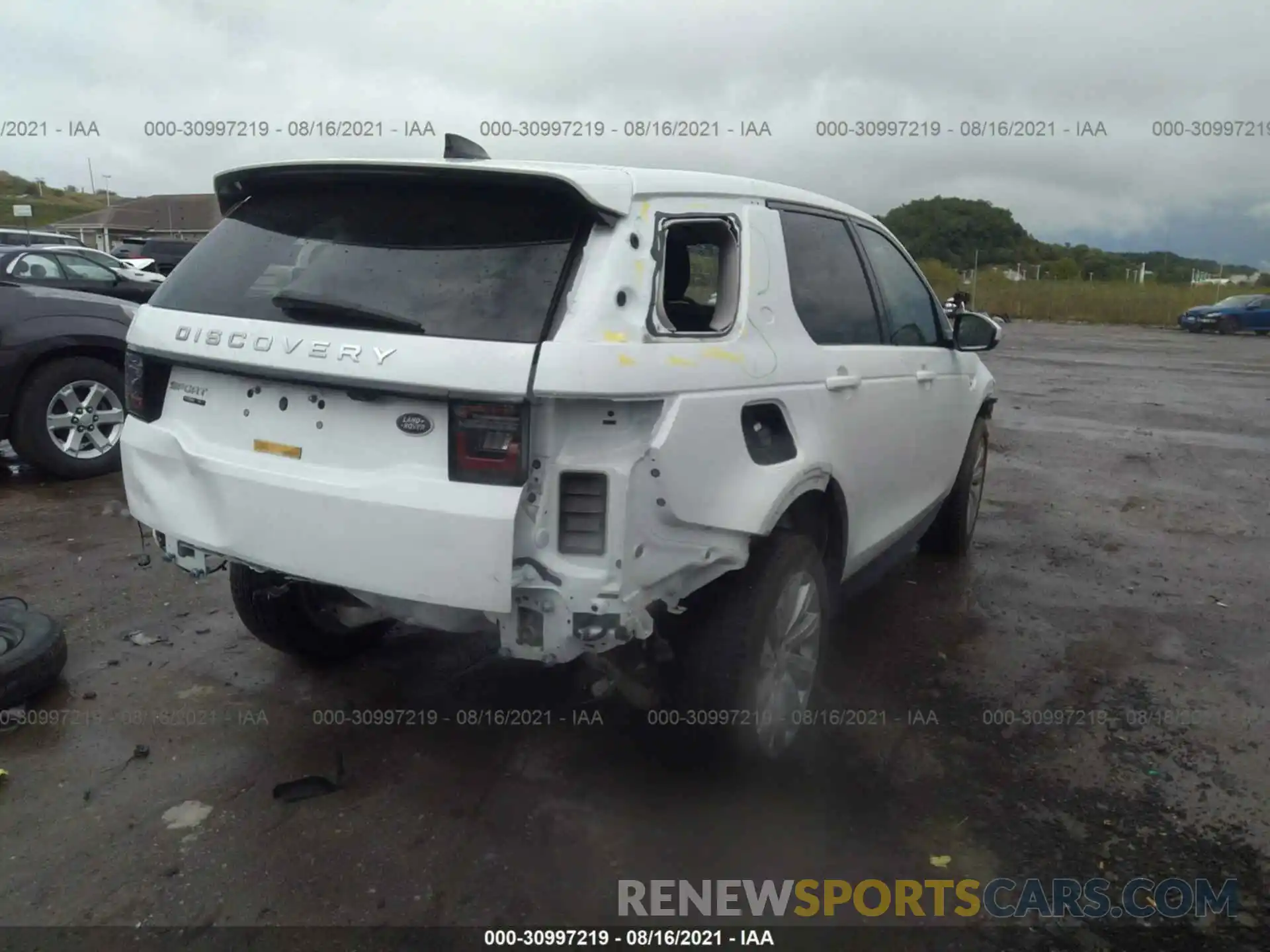 4 Photograph of a damaged car SALCJ2FX1LH833511 LAND ROVER DISCOVERY SPORT 2020