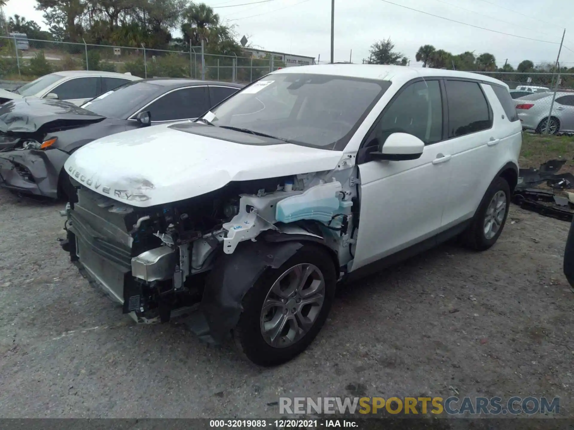 2 Photograph of a damaged car SALCJ2FX2LH846591 LAND ROVER DISCOVERY SPORT 2020