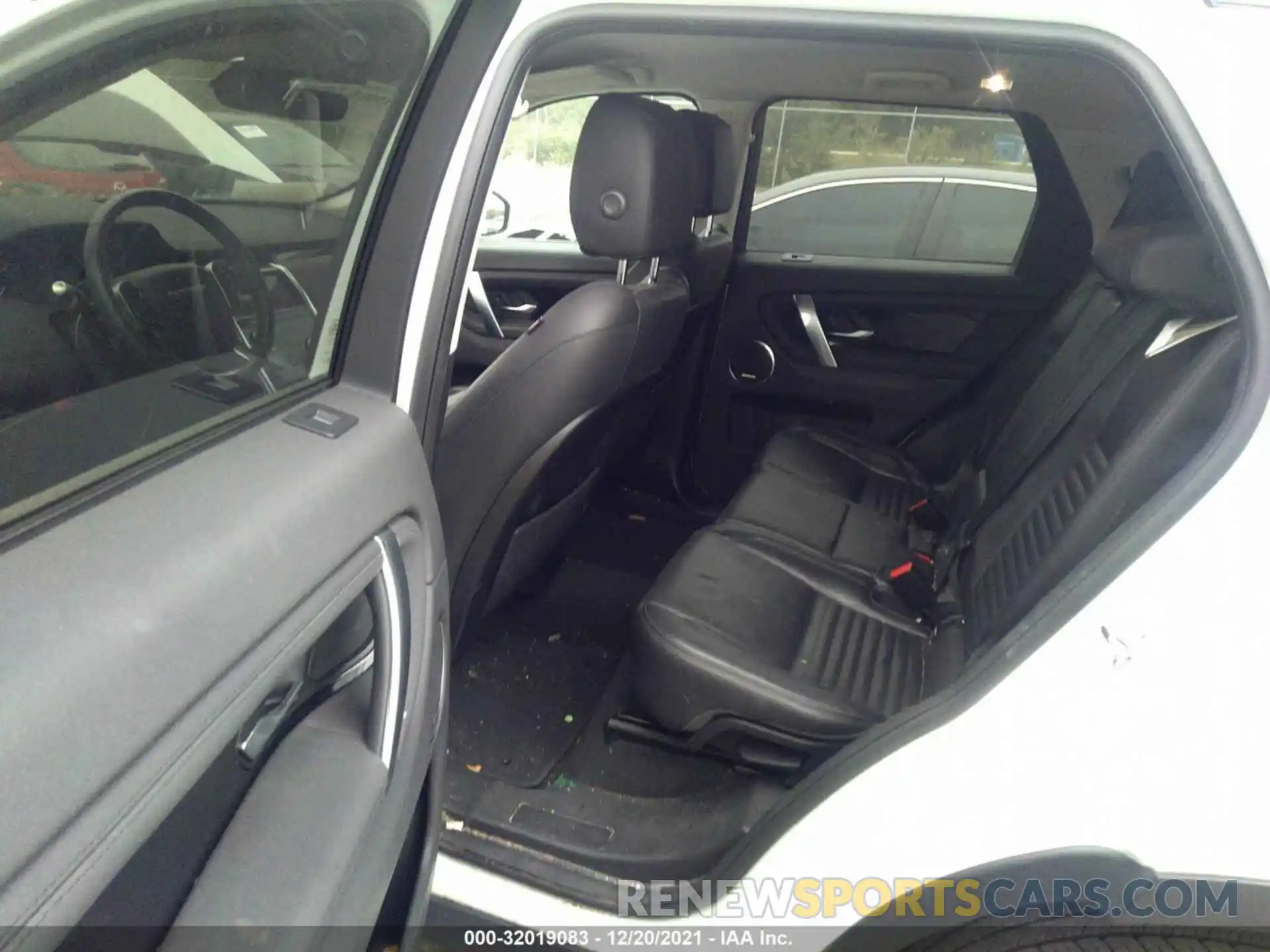 8 Photograph of a damaged car SALCJ2FX2LH846591 LAND ROVER DISCOVERY SPORT 2020