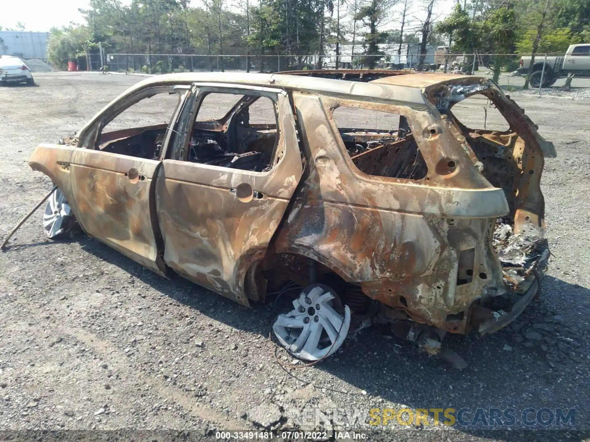 3 Photograph of a damaged car SALCJ2FX5LH880928 LAND ROVER DISCOVERY SPORT 2020