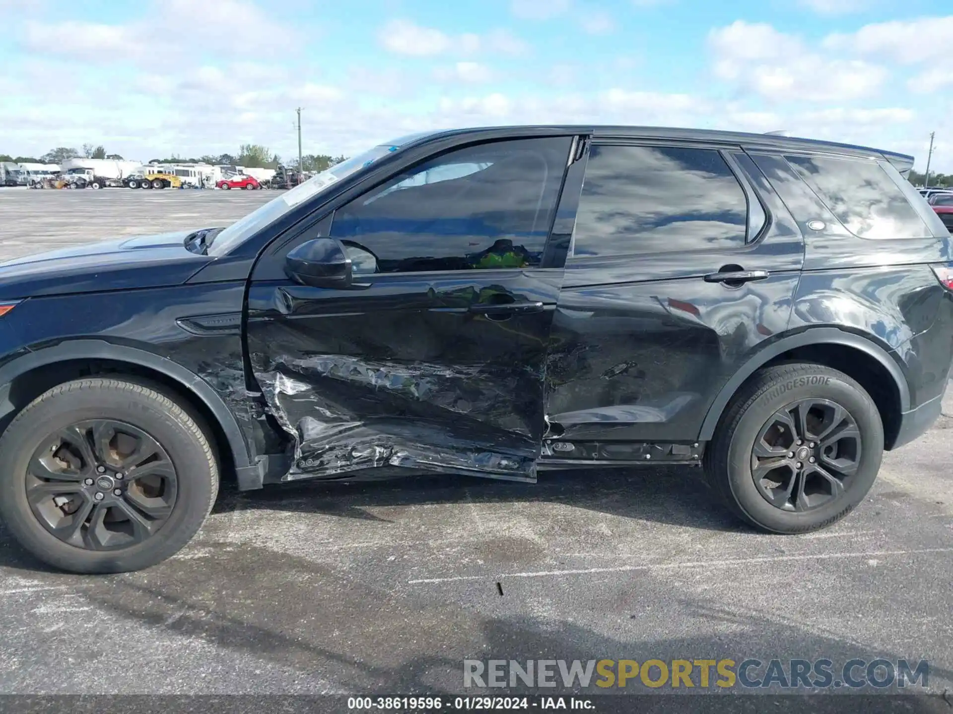 6 Photograph of a damaged car SALCJ2FX7LH879389 LAND ROVER DISCOVERY SPORT 2020