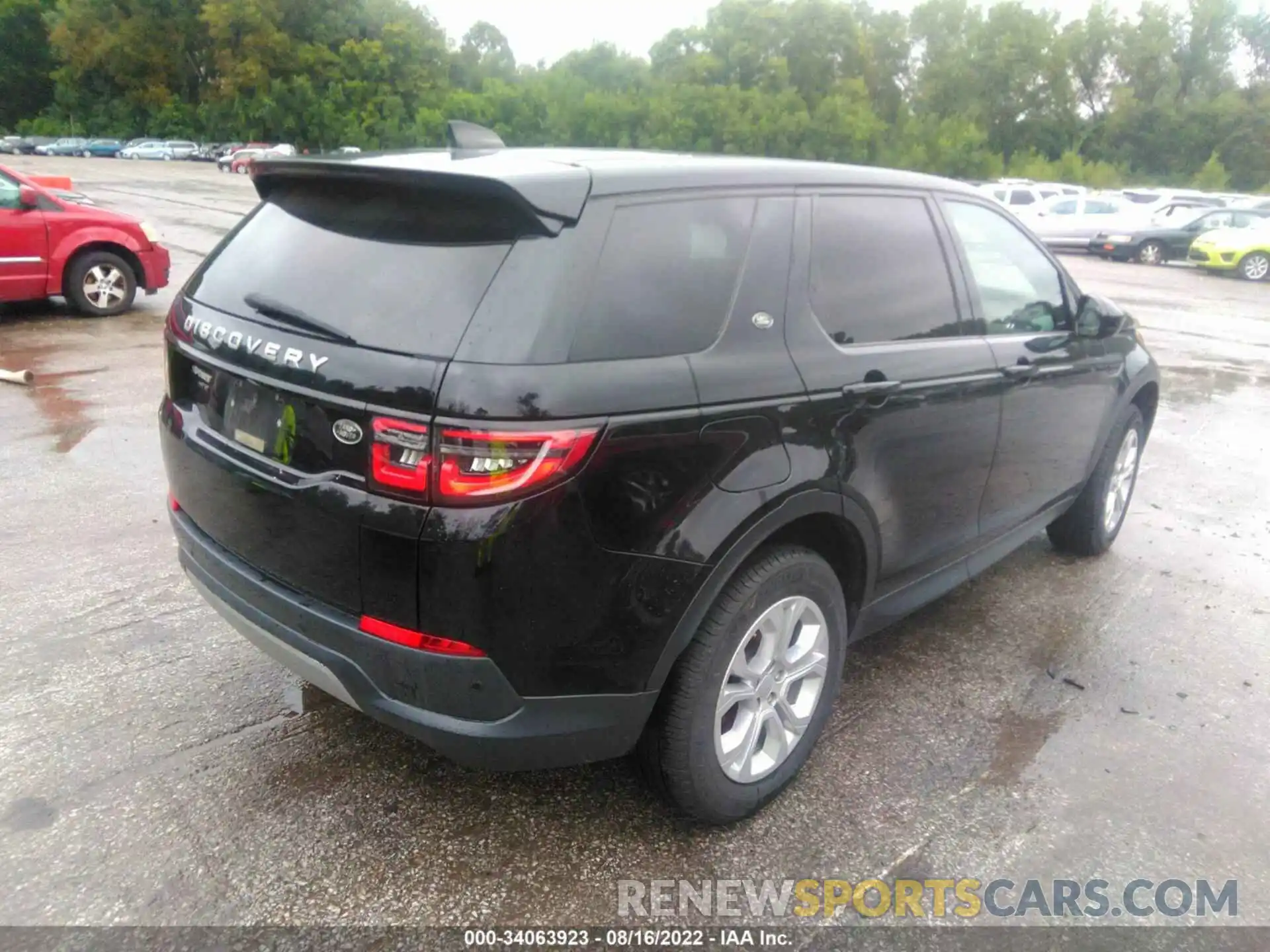 4 Photograph of a damaged car SALCJ2FX9LH834793 LAND ROVER DISCOVERY SPORT 2020