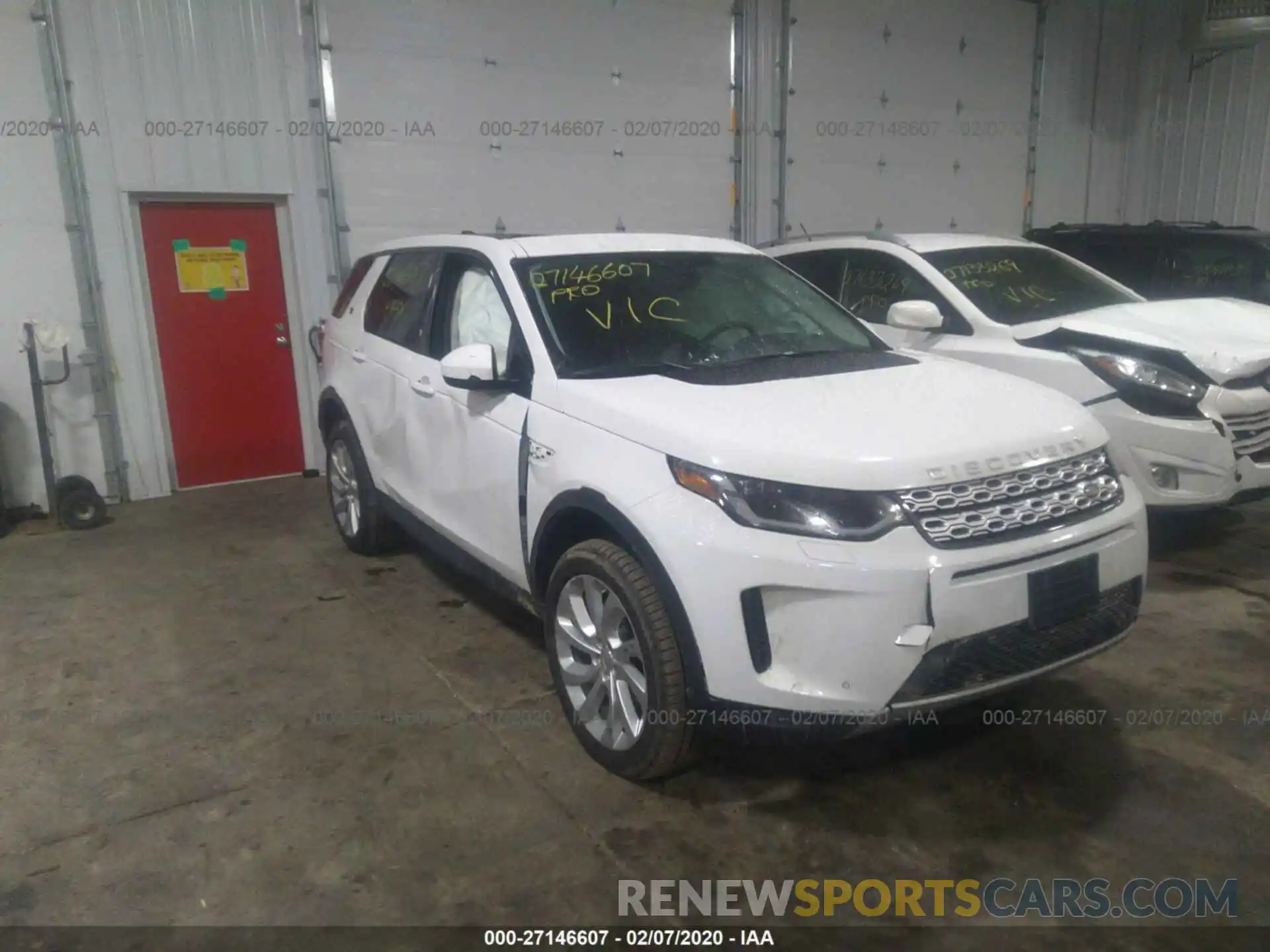 1 Photograph of a damaged car SALCJ2FX9LH835233 LAND ROVER DISCOVERY SPORT 2020