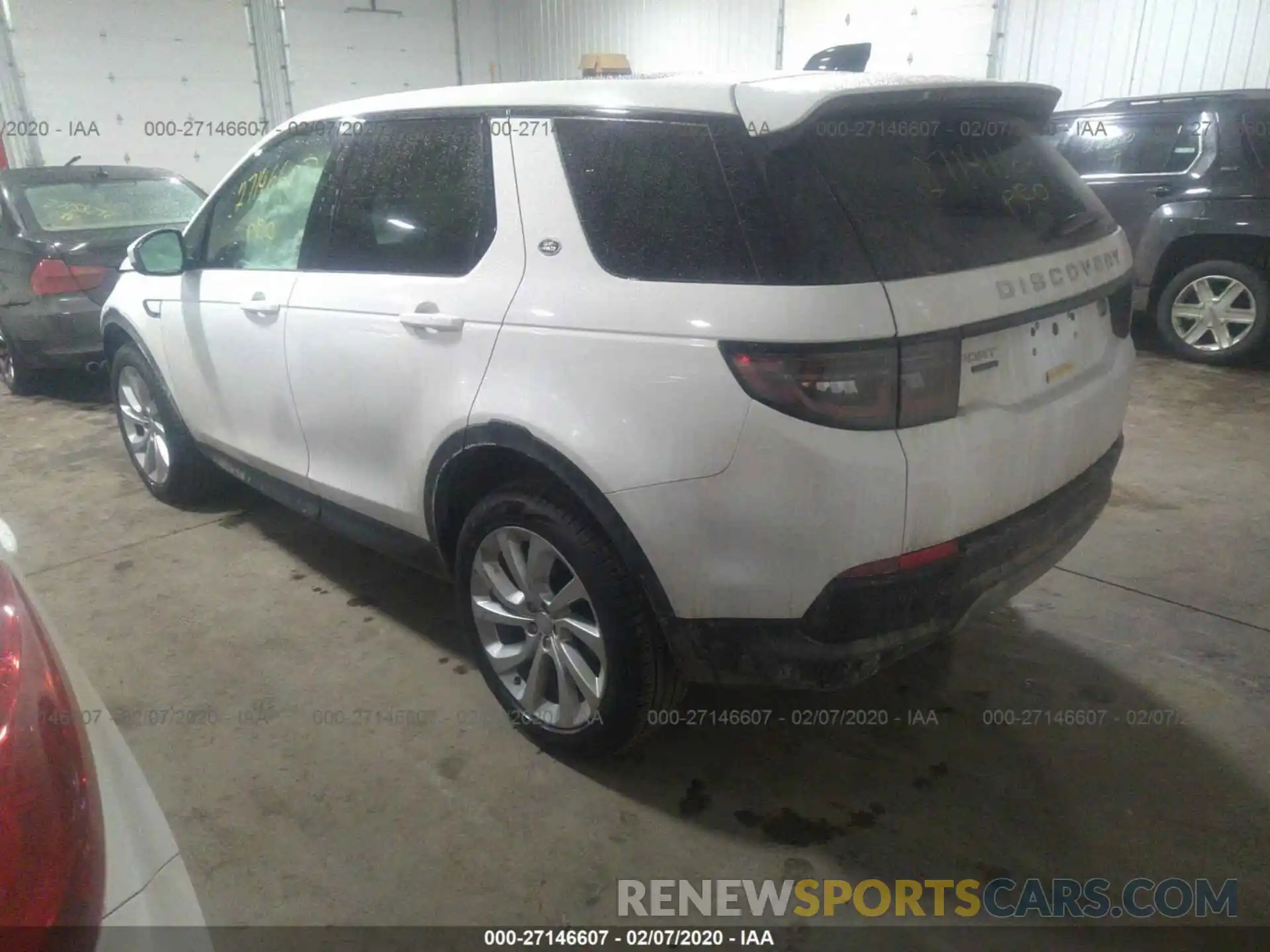 3 Фотография поврежденного автомобиля SALCJ2FX9LH835233 LAND ROVER DISCOVERY SPORT 2020