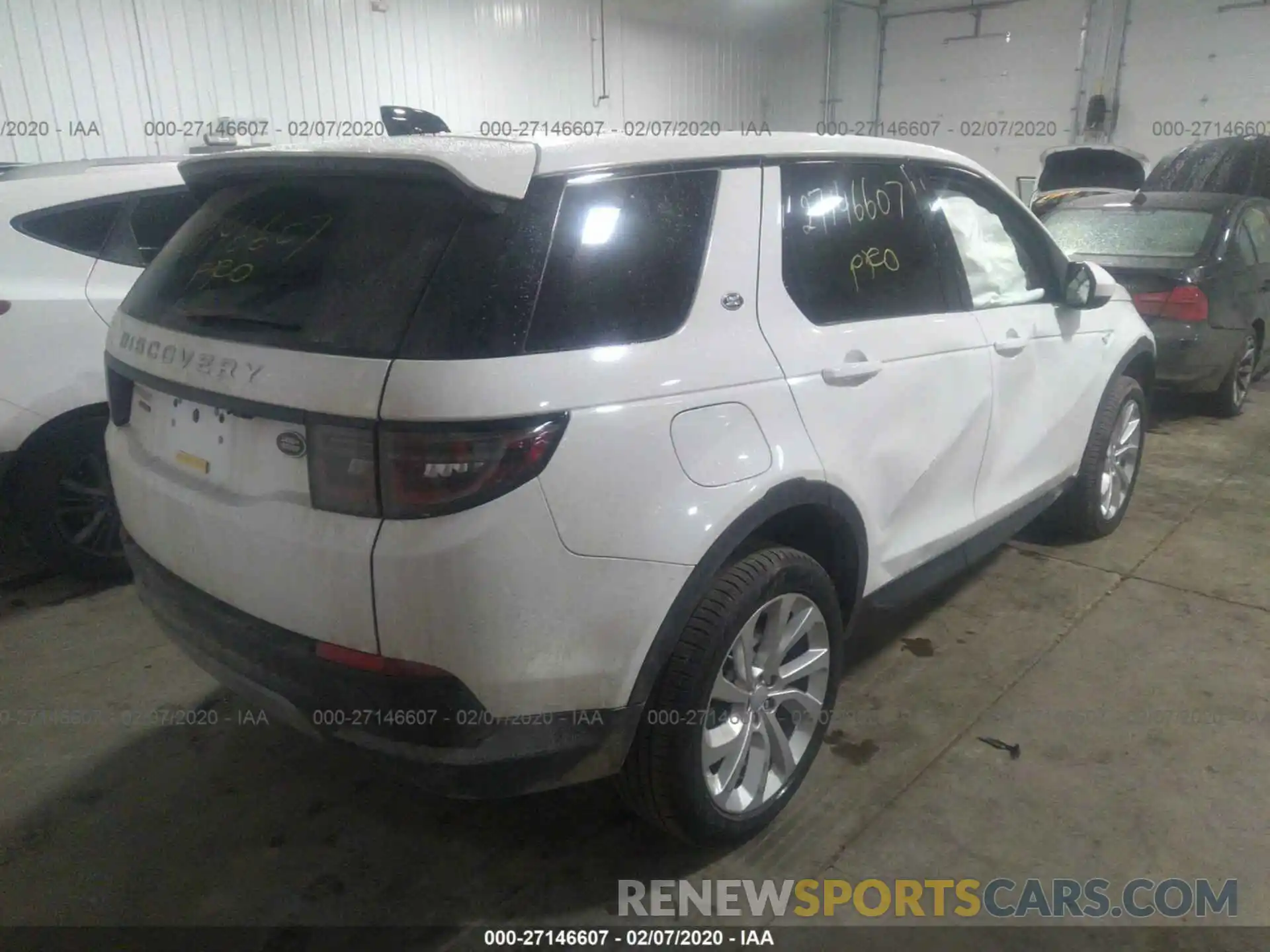 4 Фотография поврежденного автомобиля SALCJ2FX9LH835233 LAND ROVER DISCOVERY SPORT 2020