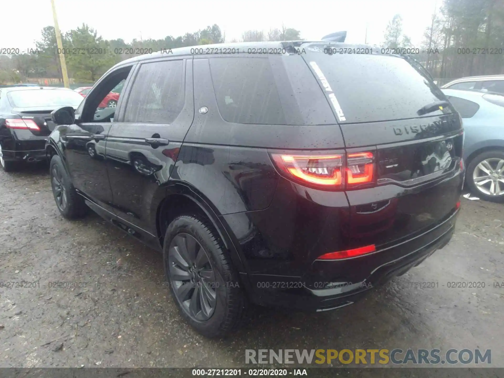 3 Photograph of a damaged car SALCL2FX4LH832914 LAND ROVER DISCOVERY SPORT 2020