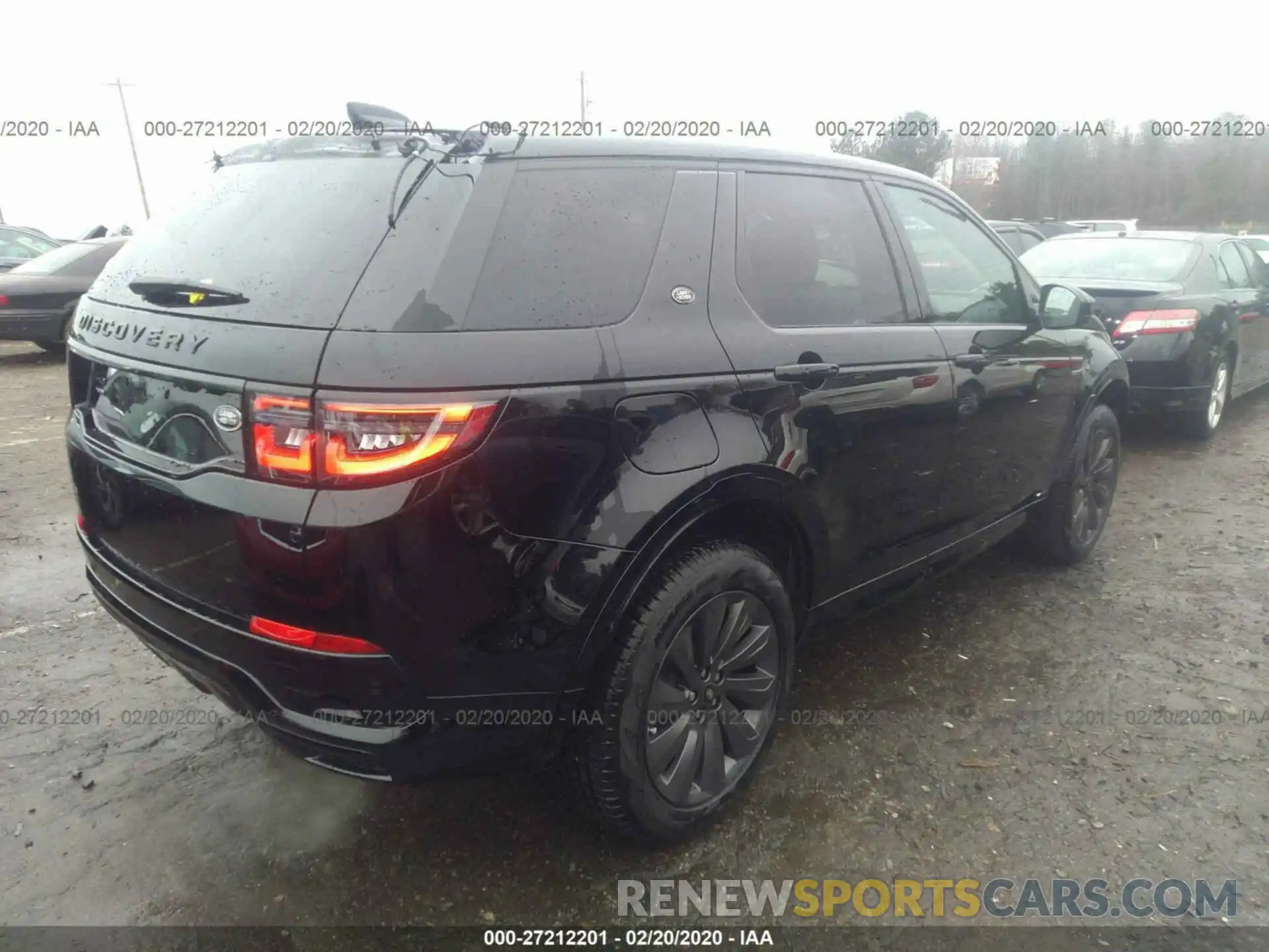 4 Фотография поврежденного автомобиля SALCL2FX4LH832914 LAND ROVER DISCOVERY SPORT 2020