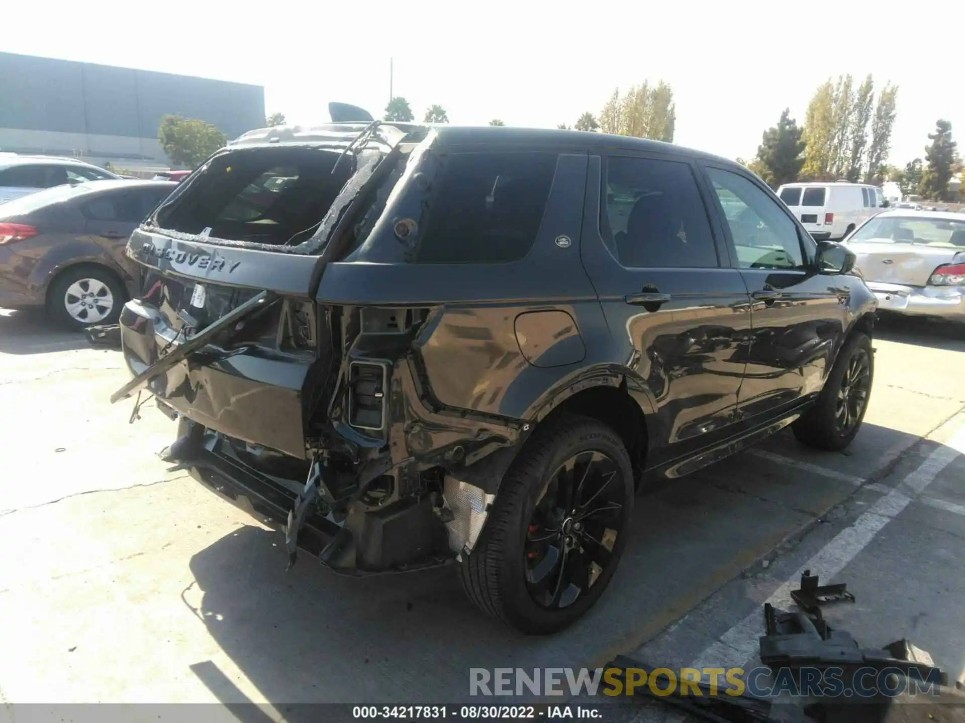 4 Photograph of a damaged car SALCM2GX8LH847301 LAND ROVER DISCOVERY SPORT 2020