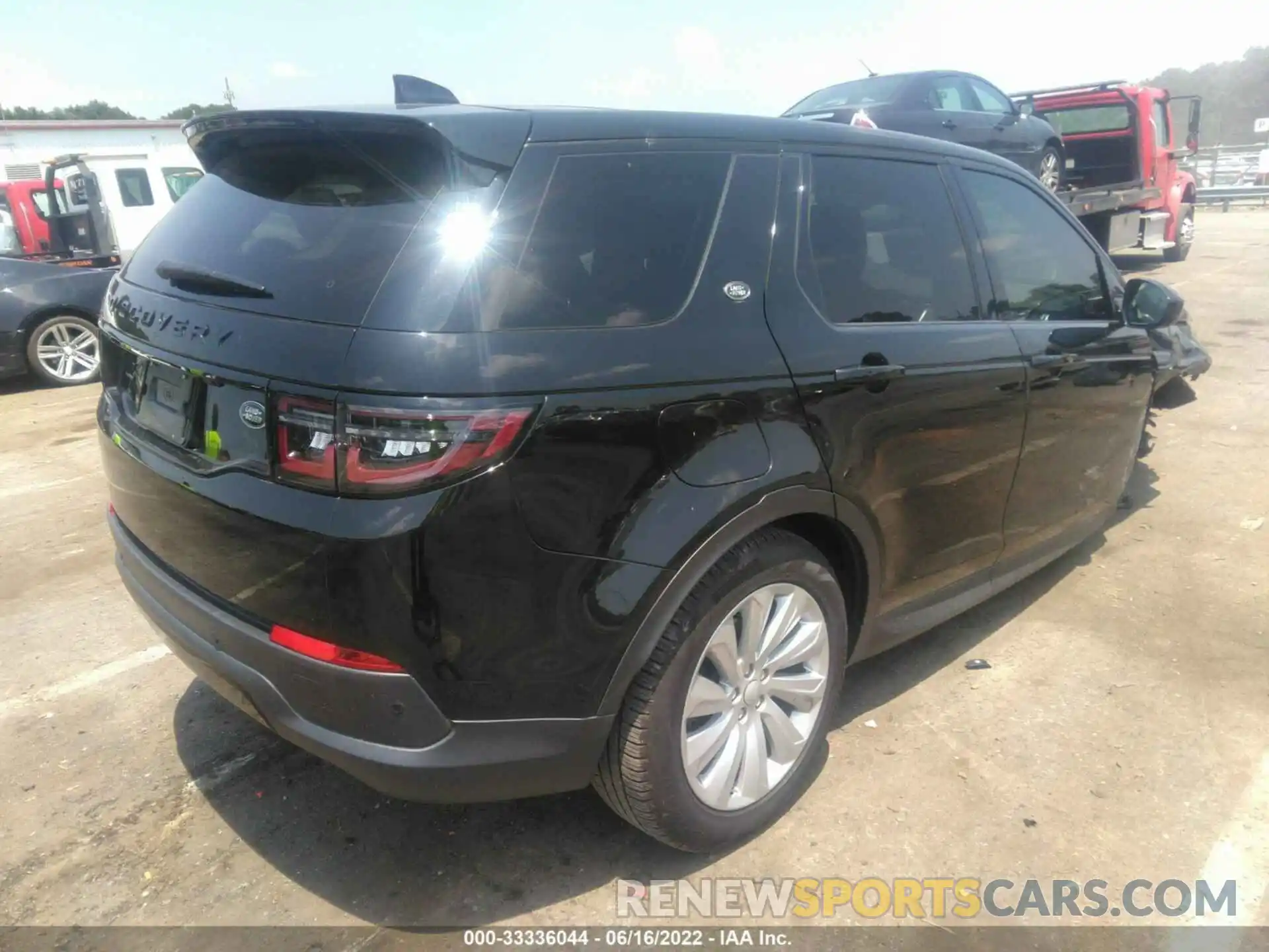 4 Photograph of a damaged car SALCP2FX2LH881503 LAND ROVER DISCOVERY SPORT 2020