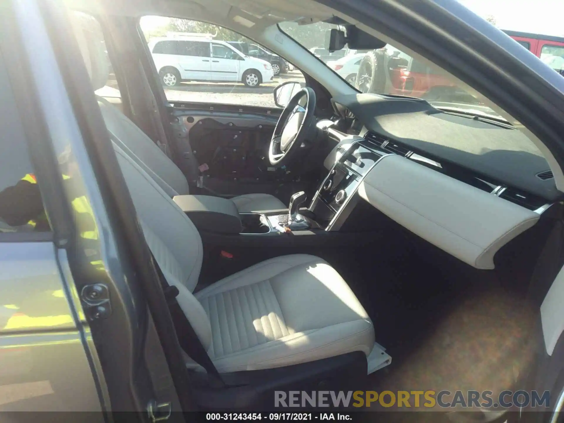 5 Photograph of a damaged car SALCP2FXXLH841072 LAND ROVER DISCOVERY SPORT 2020