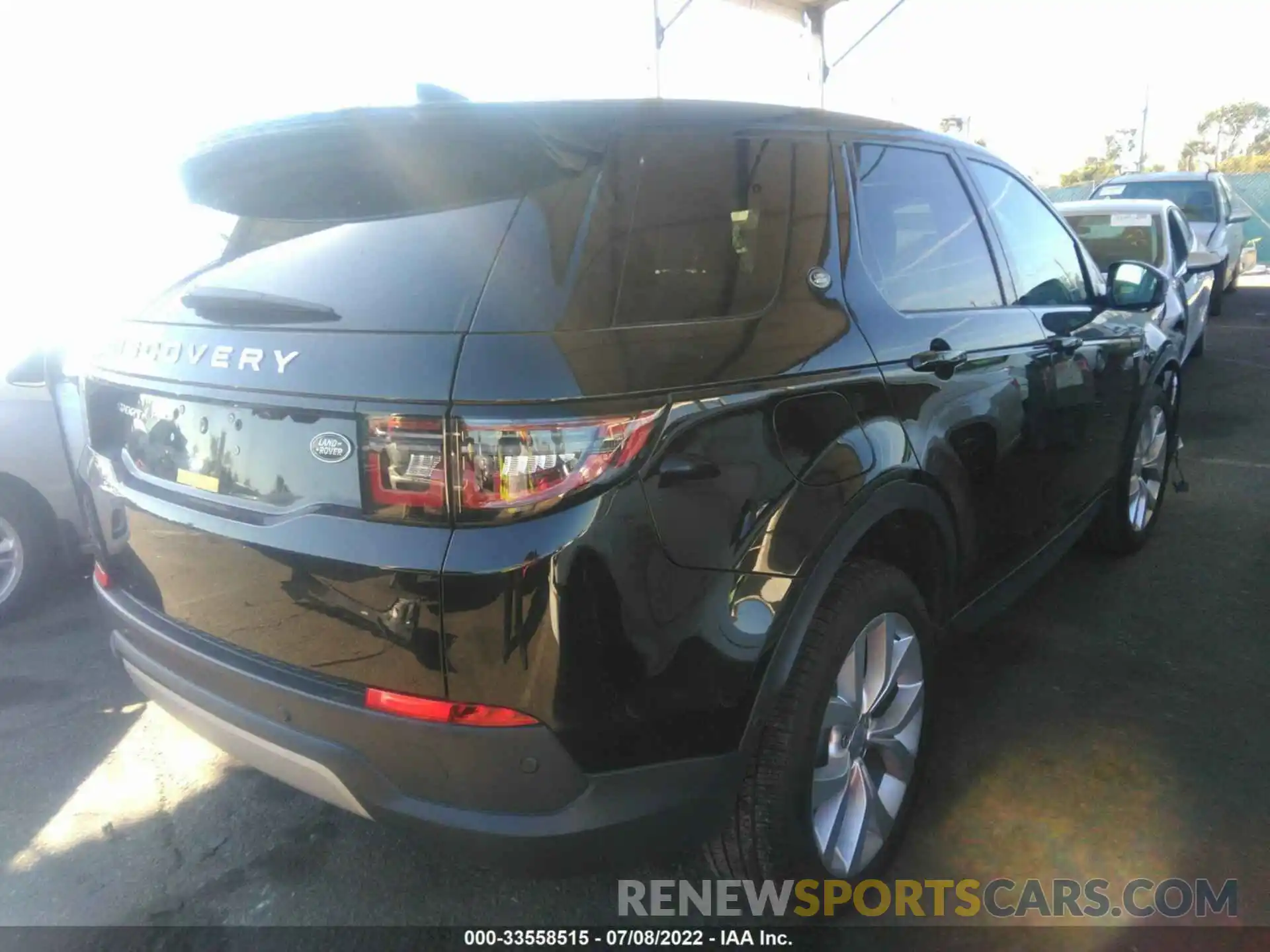 4 Photograph of a damaged car SALCJ2FX1MH896920 LAND ROVER DISCOVERY SPORT 2021