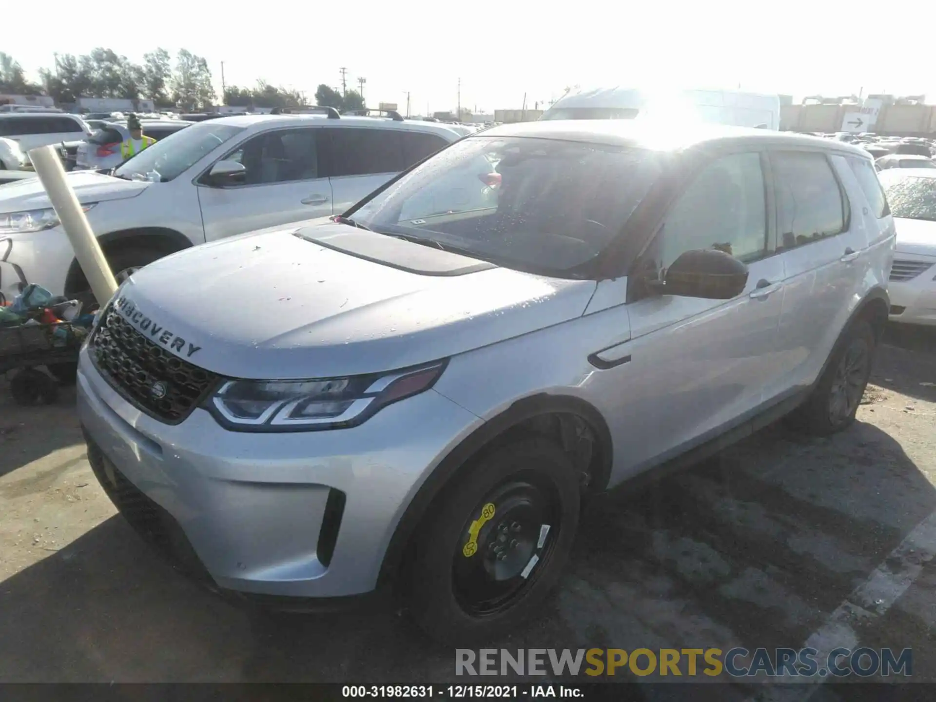 2 Фотография поврежденного автомобиля SALCJ2FX8MH900963 LAND ROVER DISCOVERY SPORT 2021