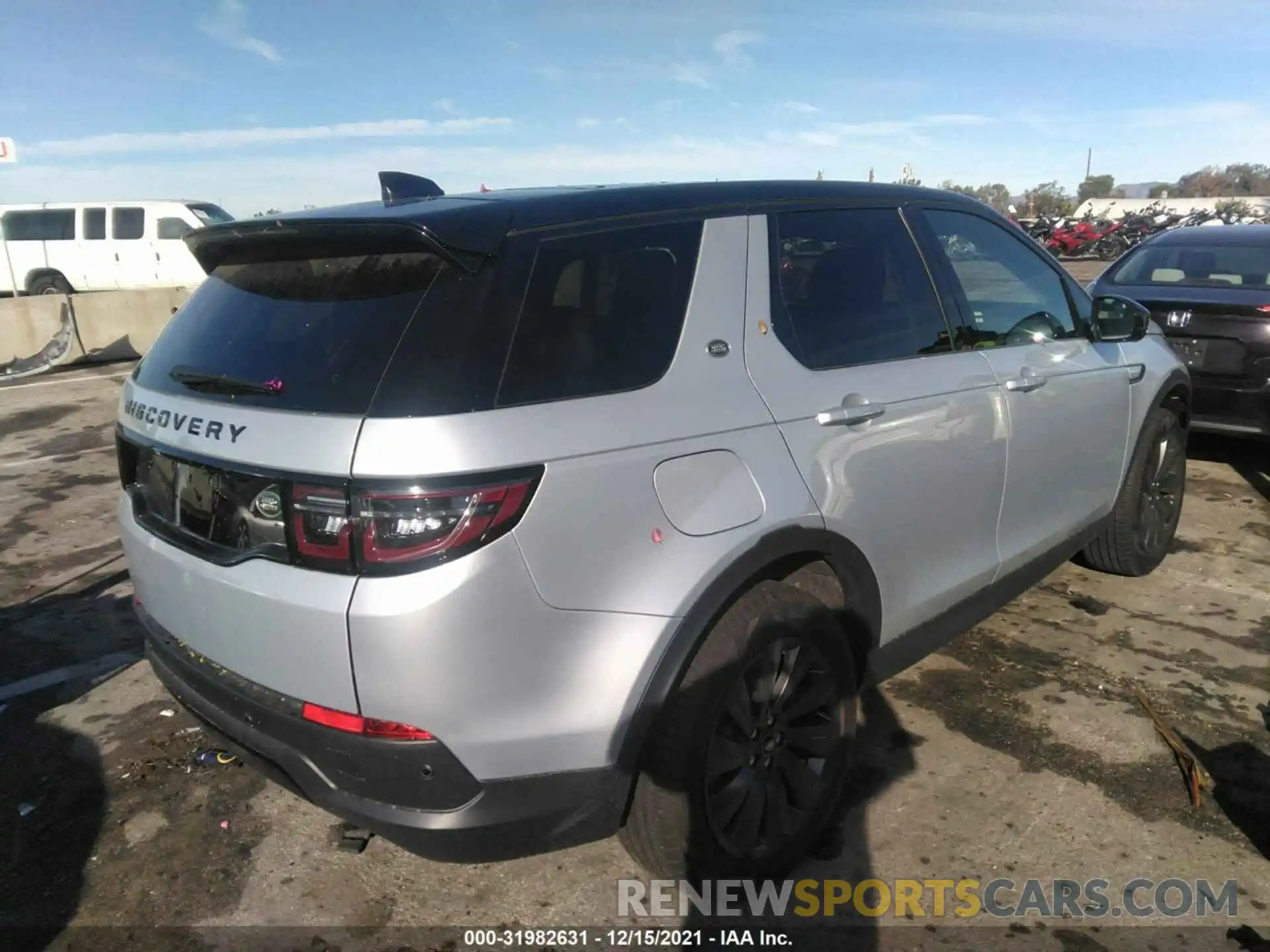 4 Photograph of a damaged car SALCJ2FX8MH900963 LAND ROVER DISCOVERY SPORT 2021