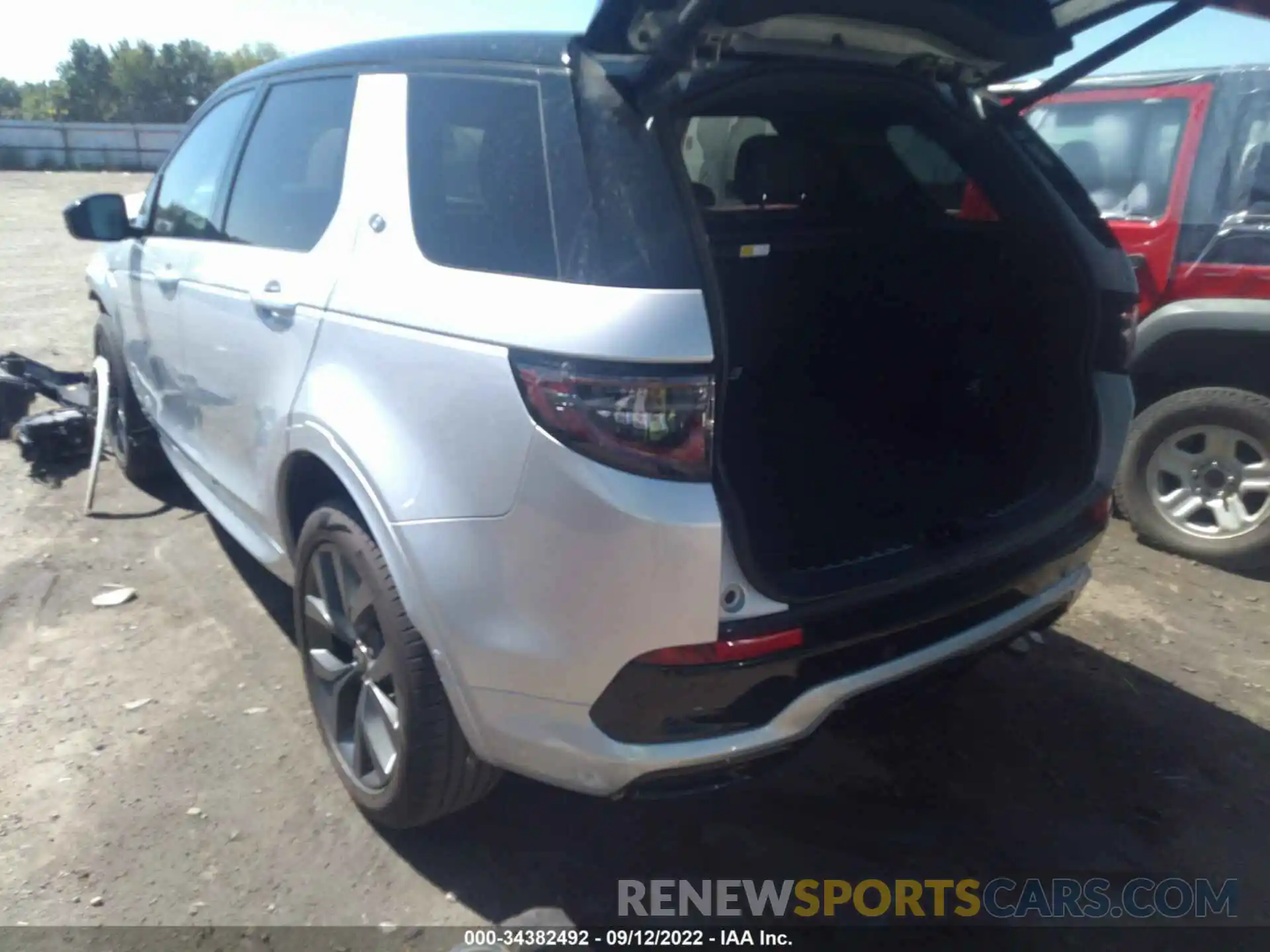 3 Photograph of a damaged car SALCL2FX9MH899302 LAND ROVER DISCOVERY SPORT 2021