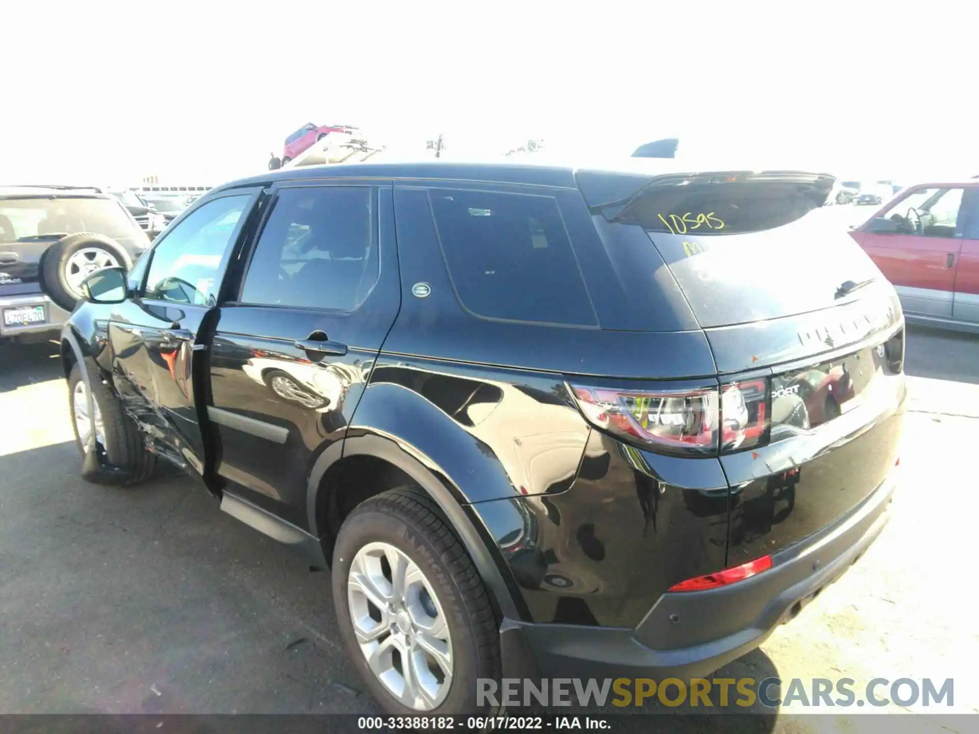 3 Photograph of a damaged car SALCJ2FX5NH909492 LAND ROVER DISCOVERY SPORT 2022