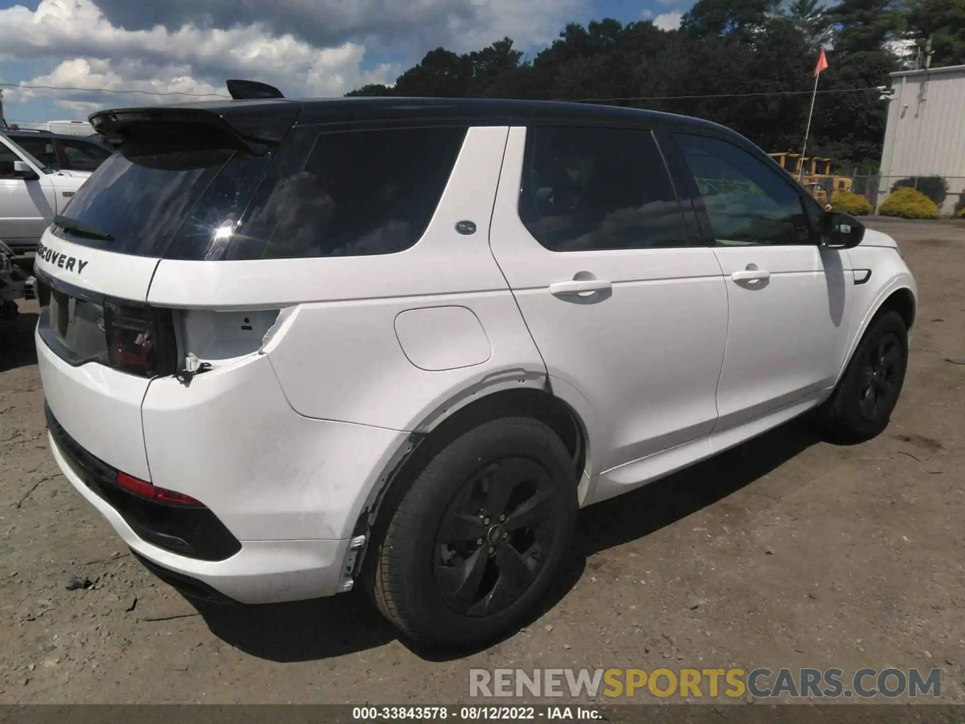 4 Photograph of a damaged car SALCT2FX8NH912011 LAND ROVER DISCOVERY SPORT 2022