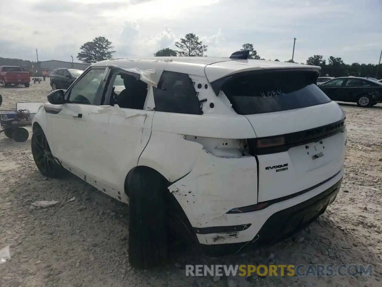 3 Photograph of a damaged car SALZM2GX0LH040846 LAND ROVER EVOQUE 2020