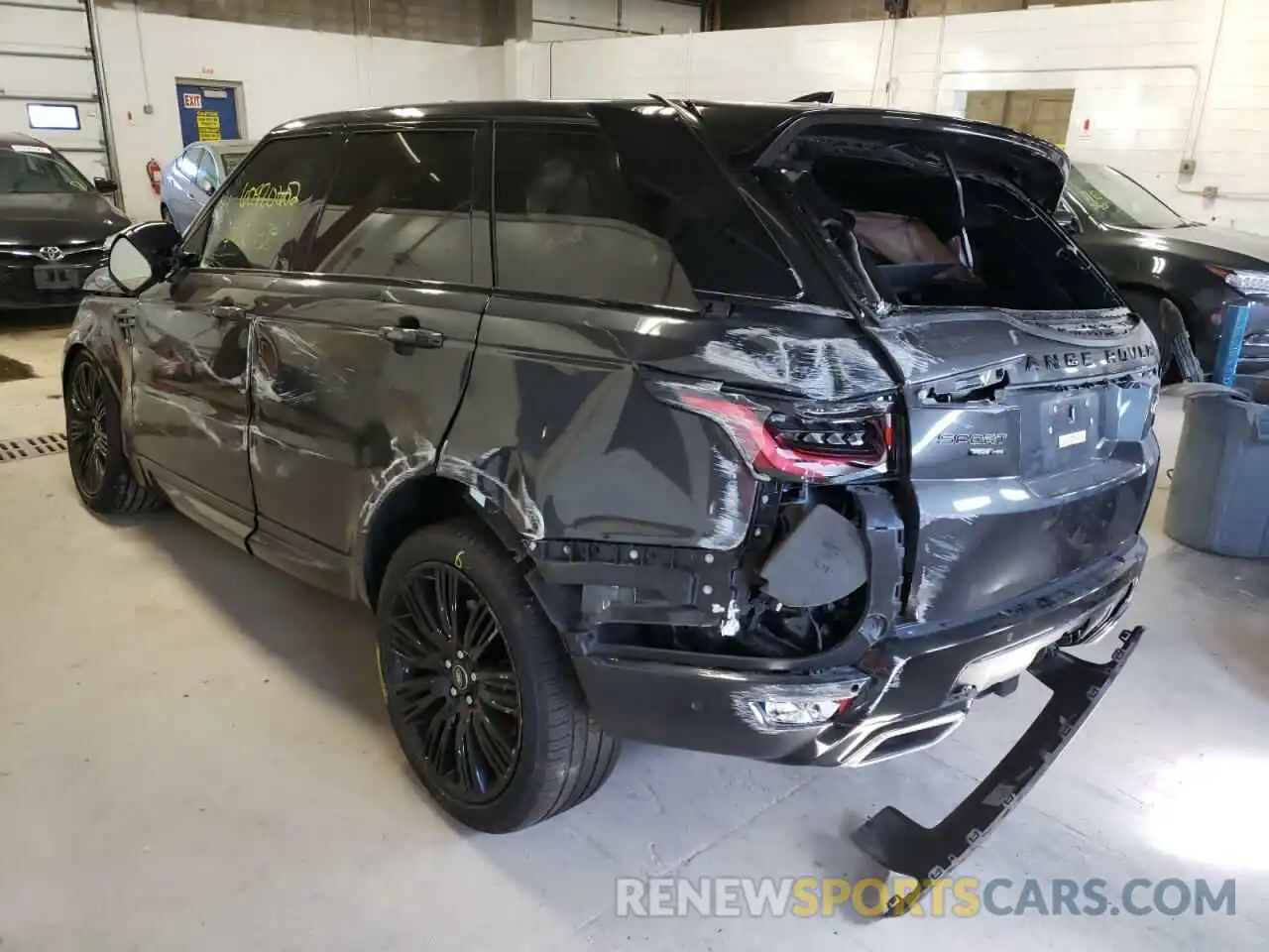 3 Фотография поврежденного автомобиля SALWR2SE5NA213329 LAND ROVER EVOQUE 2022