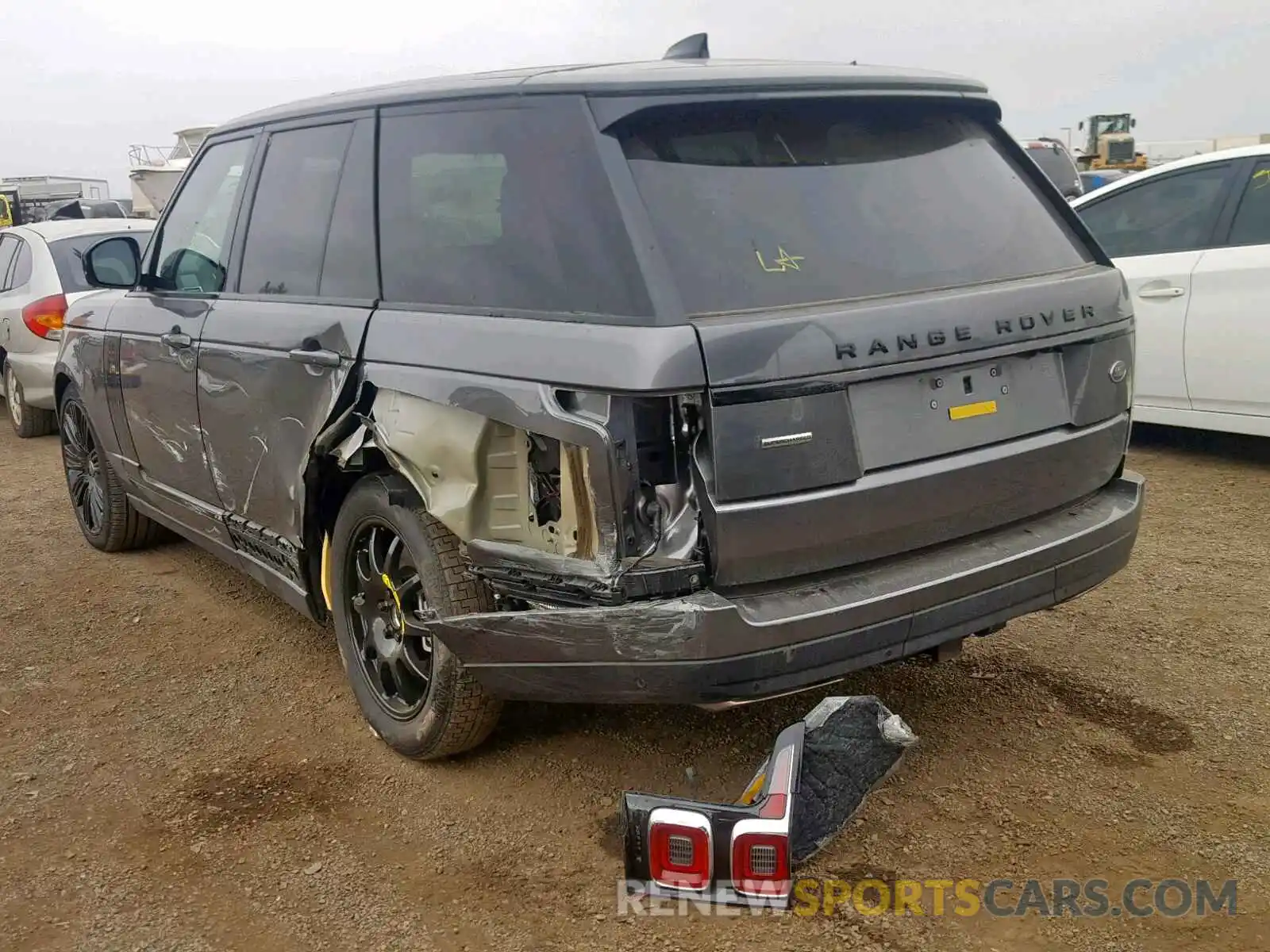 3 Фотография поврежденного автомобиля SALGS2RE1KA540790 LAND ROVER RANGE ROVE 2019