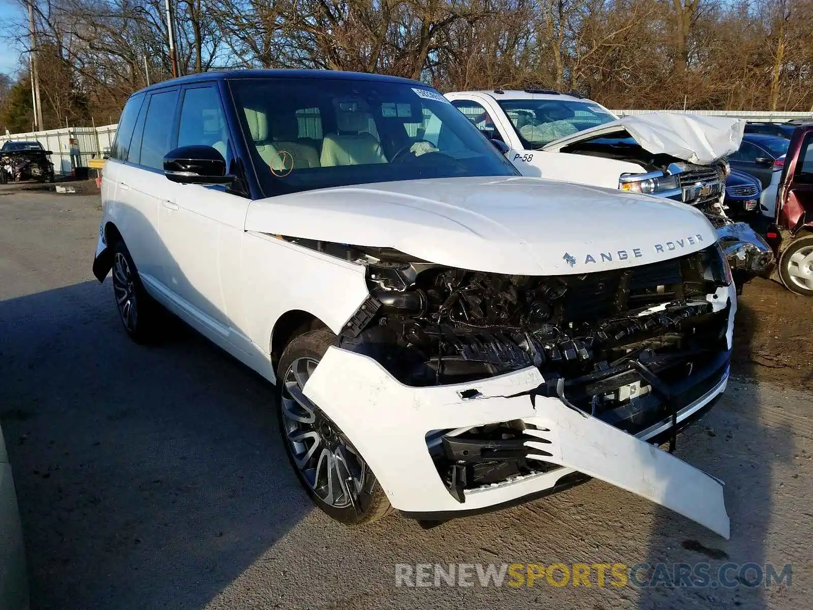 1 Photograph of a damaged car SALGS2RE8KA543573 LAND ROVER RANGE ROVE 2019