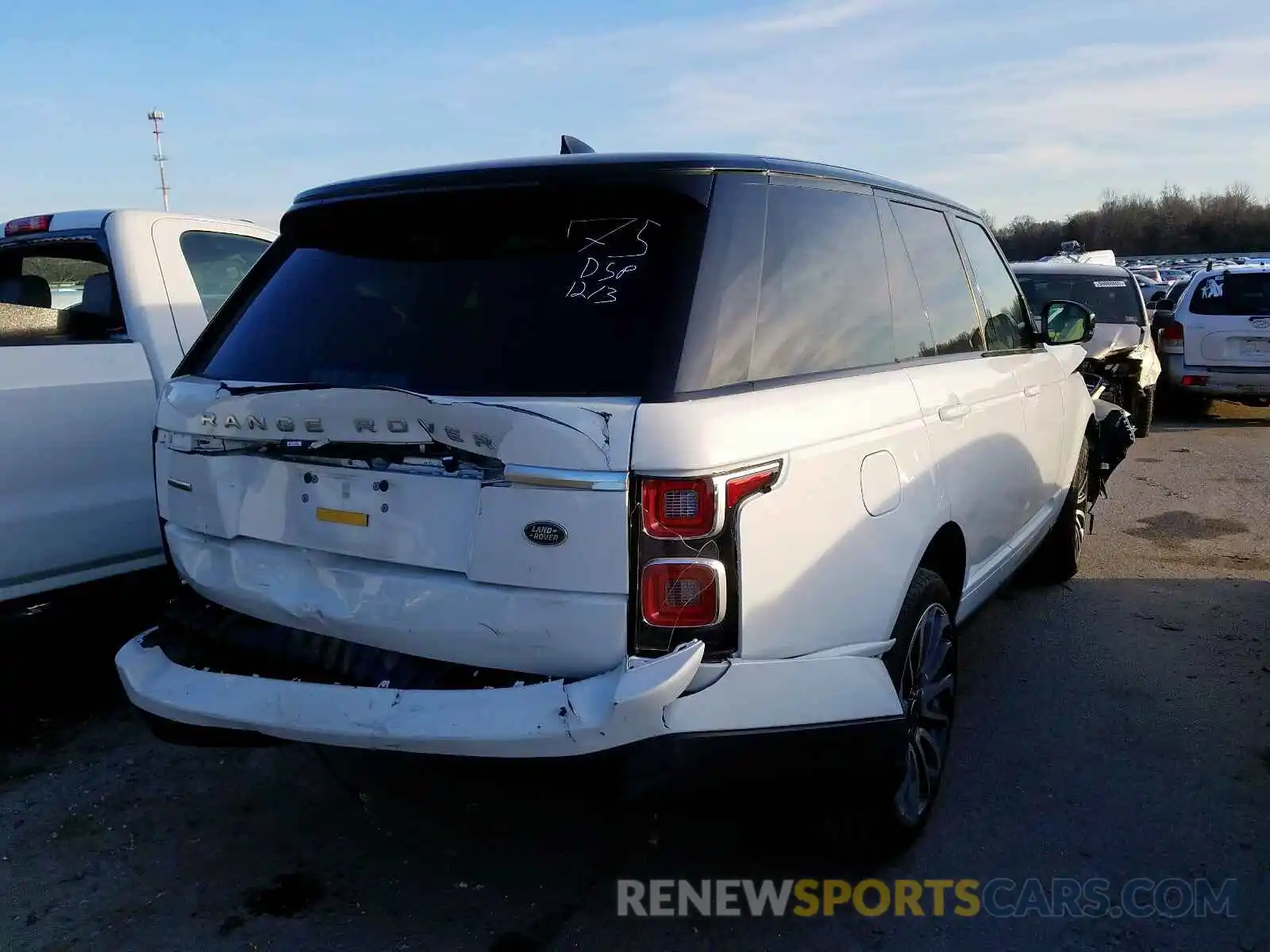 4 Photograph of a damaged car SALGS2RE8KA543573 LAND ROVER RANGE ROVE 2019