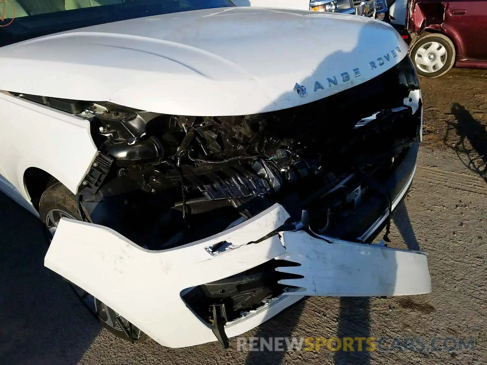 9 Photograph of a damaged car SALGS2RE8KA543573 LAND ROVER RANGE ROVE 2019