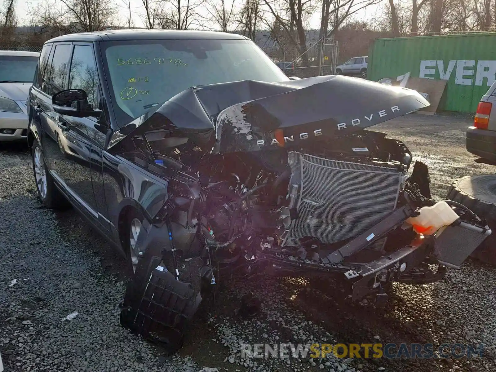 1 Photograph of a damaged car SALGS2SV3KA524830 LAND ROVER RANGE ROVE 2019