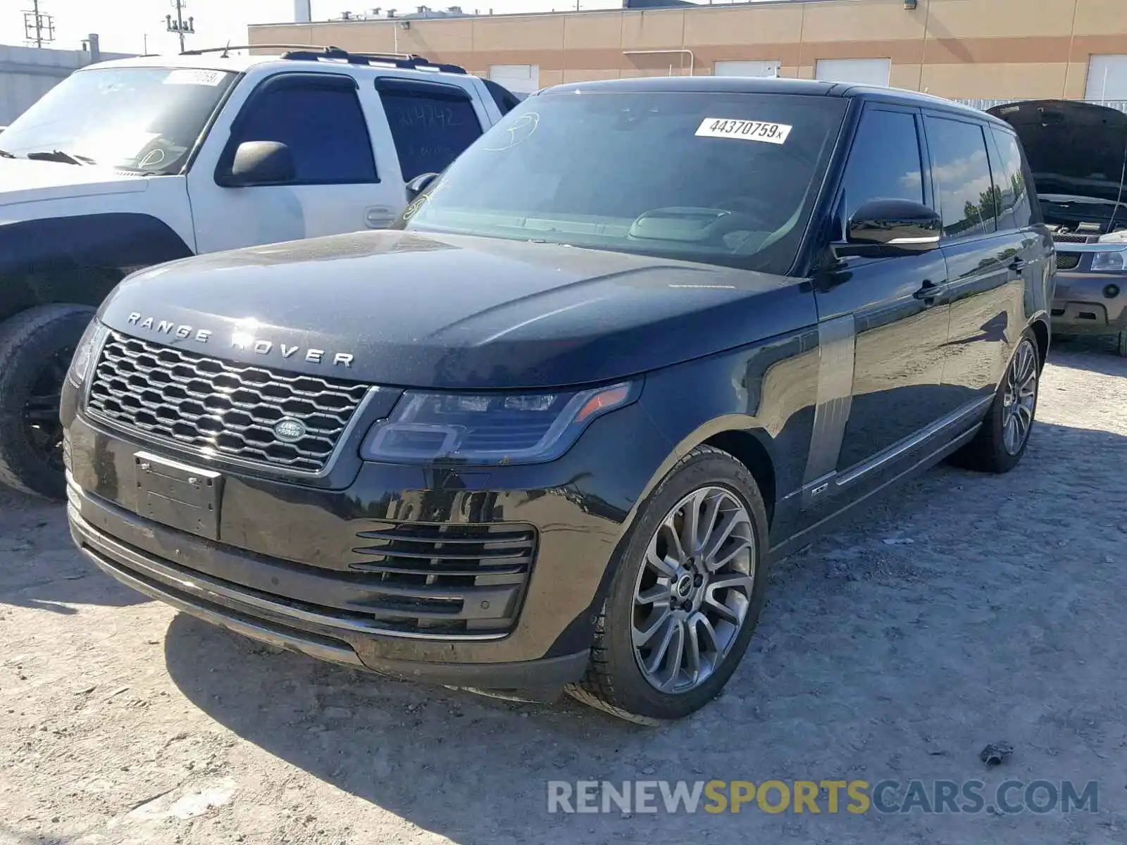 2 Фотография поврежденного автомобиля SALGS5RE1KA517866 LAND ROVER RANGE ROVE 2019