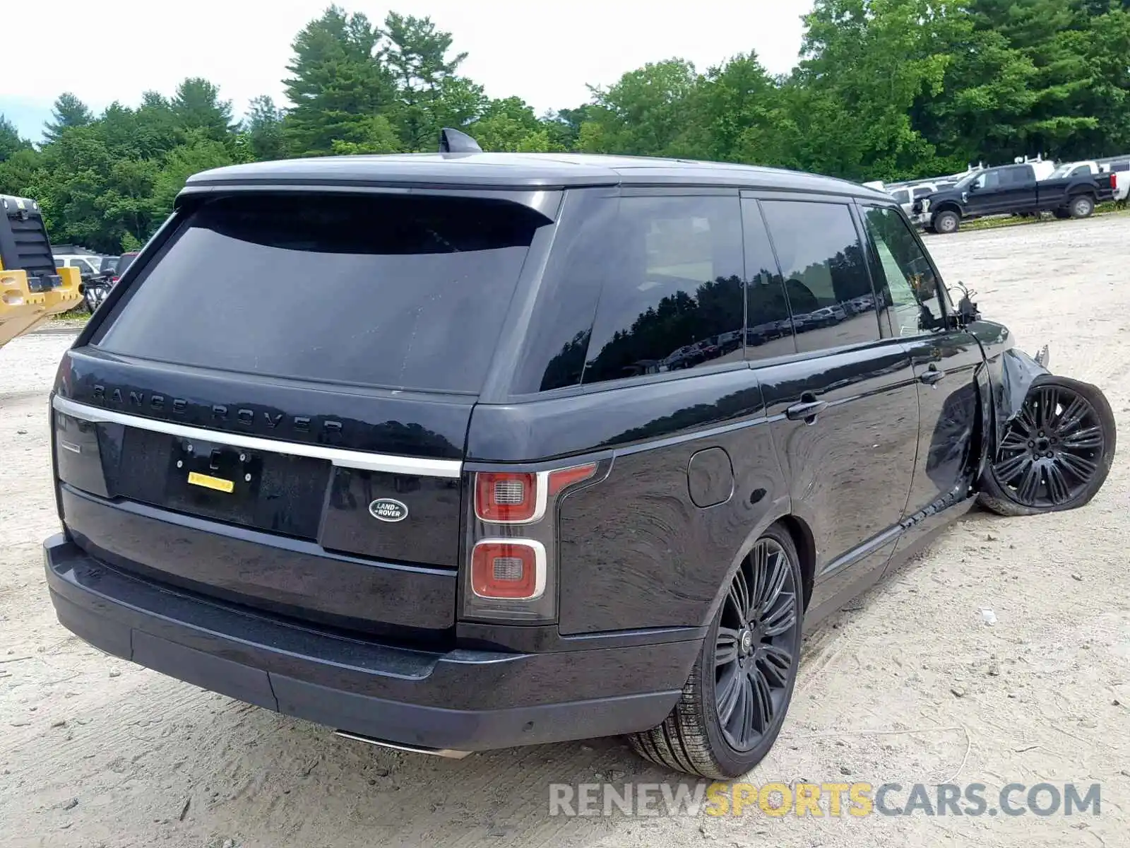 4 Photograph of a damaged car SALGS5REXKA557752 LAND ROVER RANGE ROVE 2019