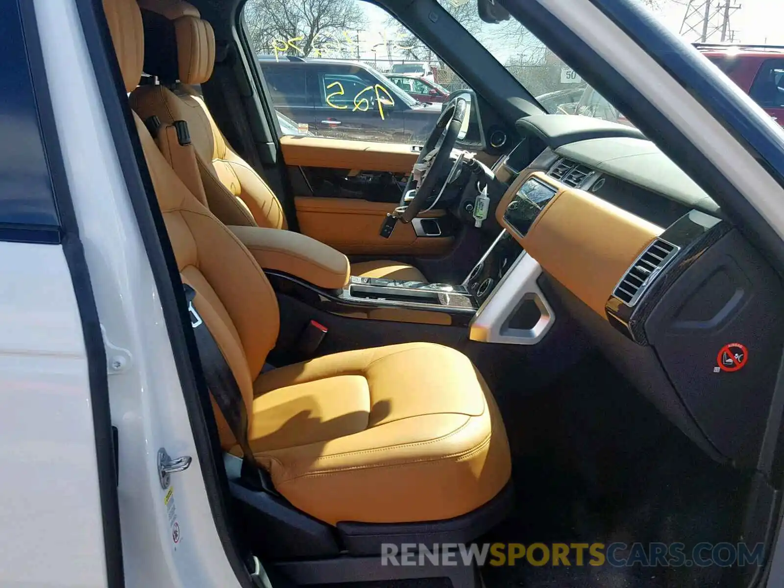 5 Photograph of a damaged car SALGV2RE1KA533443 LAND ROVER RANGE ROVE 2019