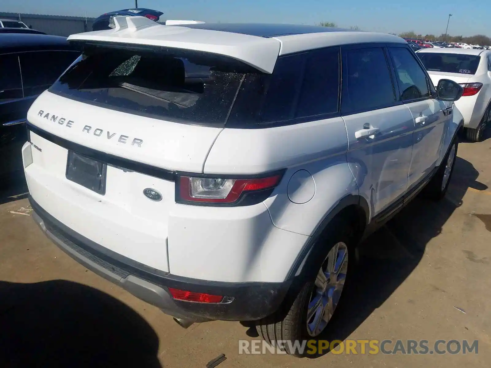 4 Photograph of a damaged car SALVP2RX3KH338499 LAND ROVER RANGE ROVE 2019