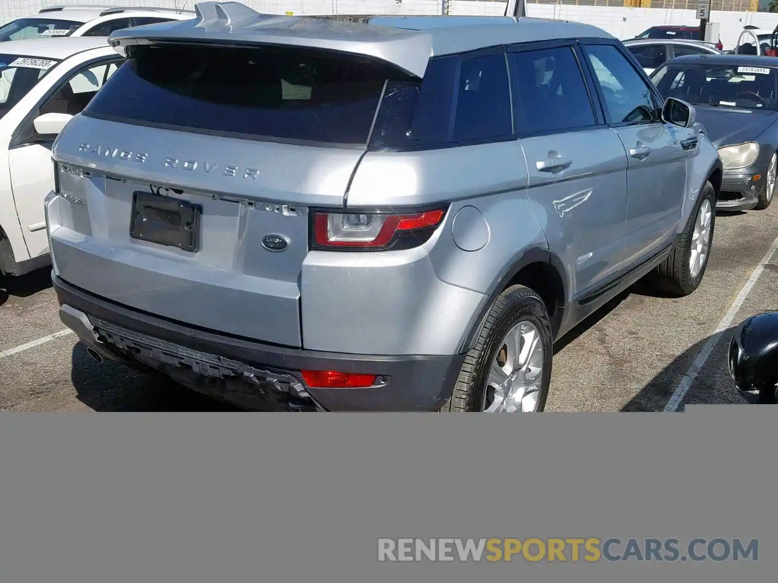 4 Фотография поврежденного автомобиля SALVP2RX3KH350412 LAND ROVER RANGE ROVE 2019