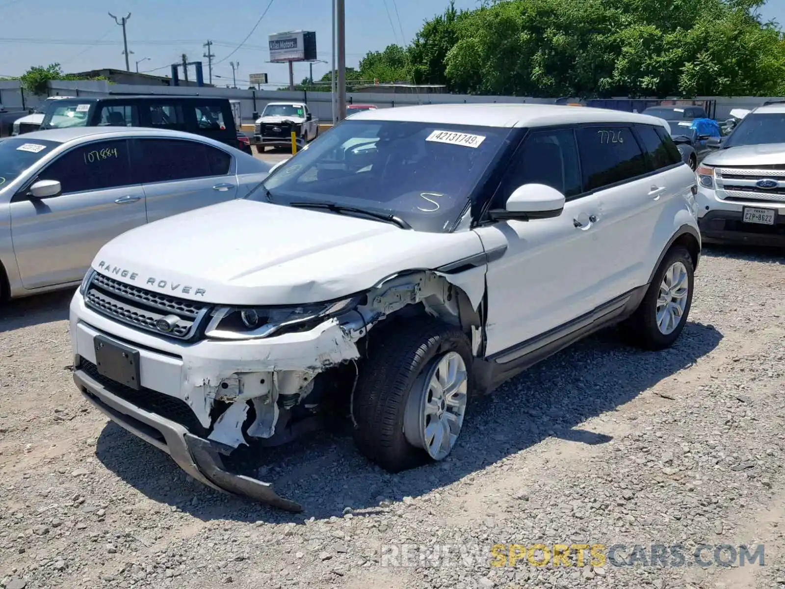 2 Photograph of a damaged car SALVP2RX8KH349045 LAND ROVER RANGE ROVE 2019