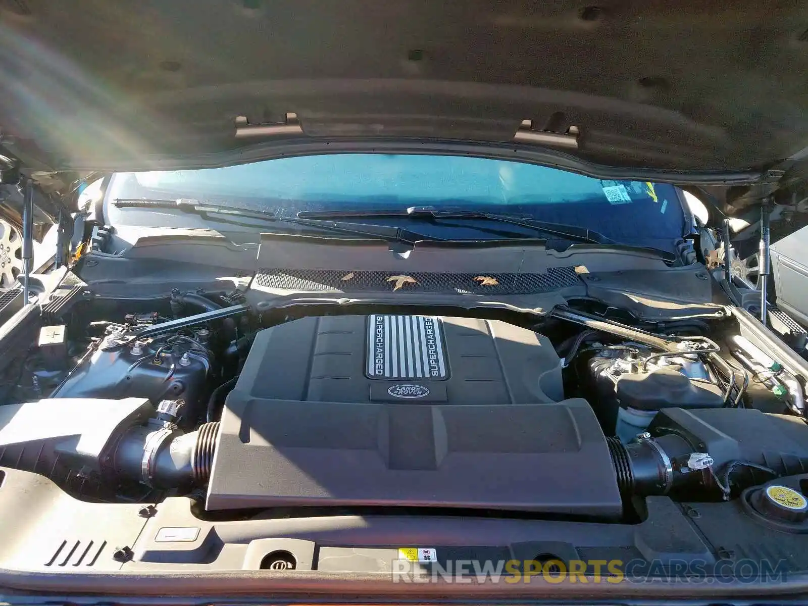 7 Photograph of a damaged car SALWR2RE5KA818257 LAND ROVER RANGE ROVE 2019