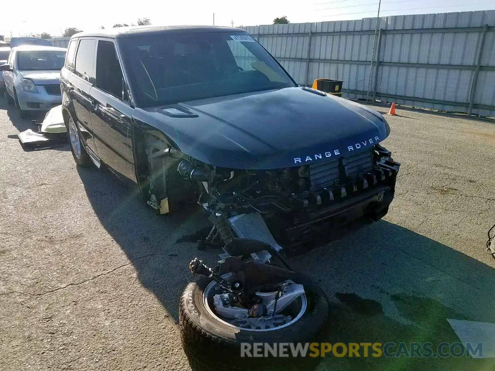 1 Photograph of a damaged car SALWR2RU3KA860787 LAND ROVER RANGE ROVE 2019