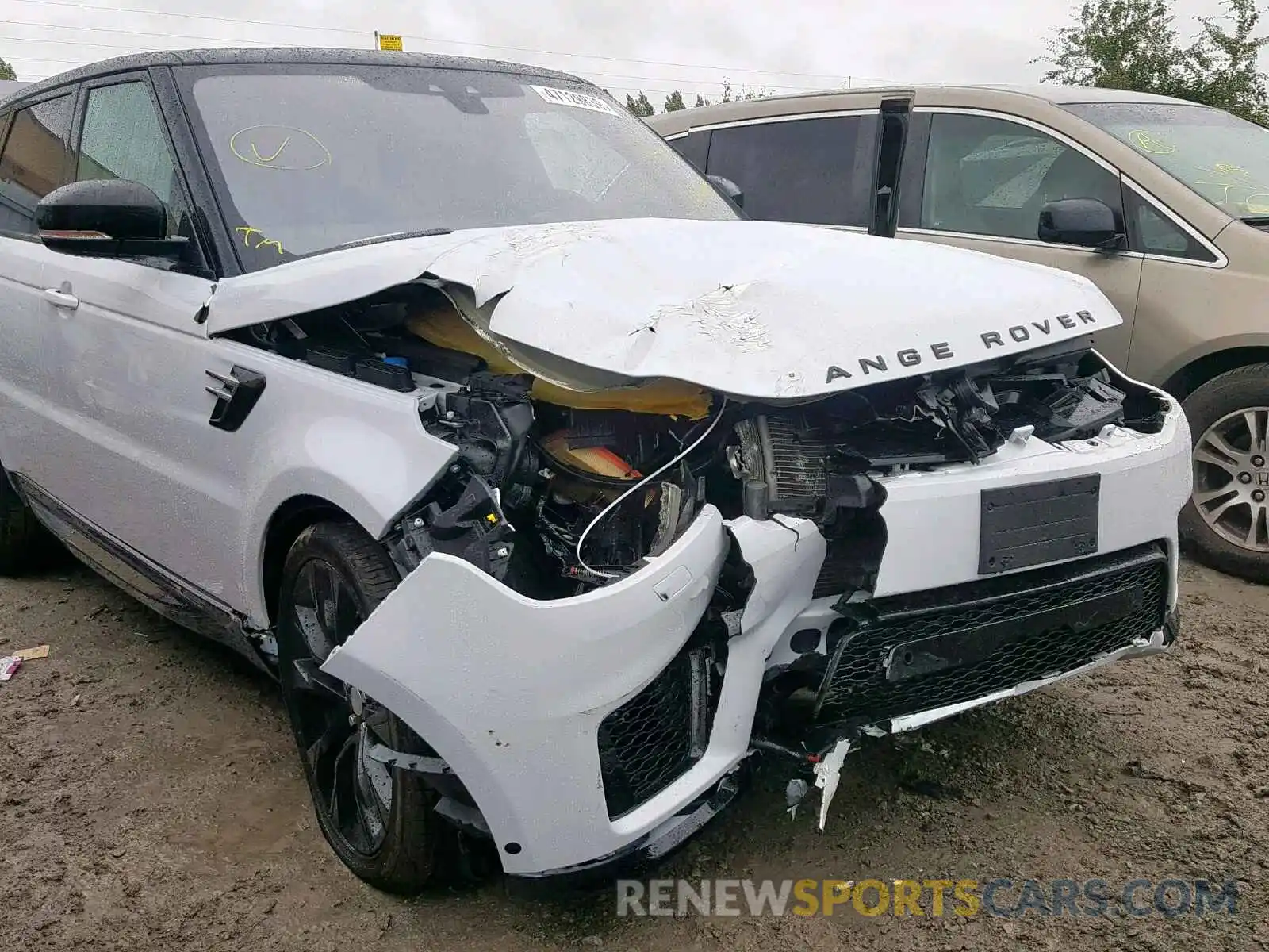 9 Photograph of a damaged car SALWR2RV2KA415398 LAND ROVER RANGE ROVE 2019