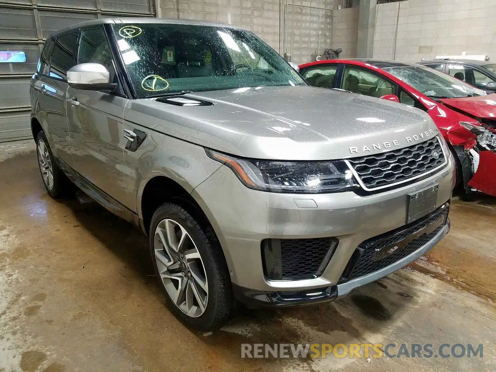 1 Photograph of a damaged car SALWR2RV4KA815382 LAND ROVER RANGE ROVE 2019