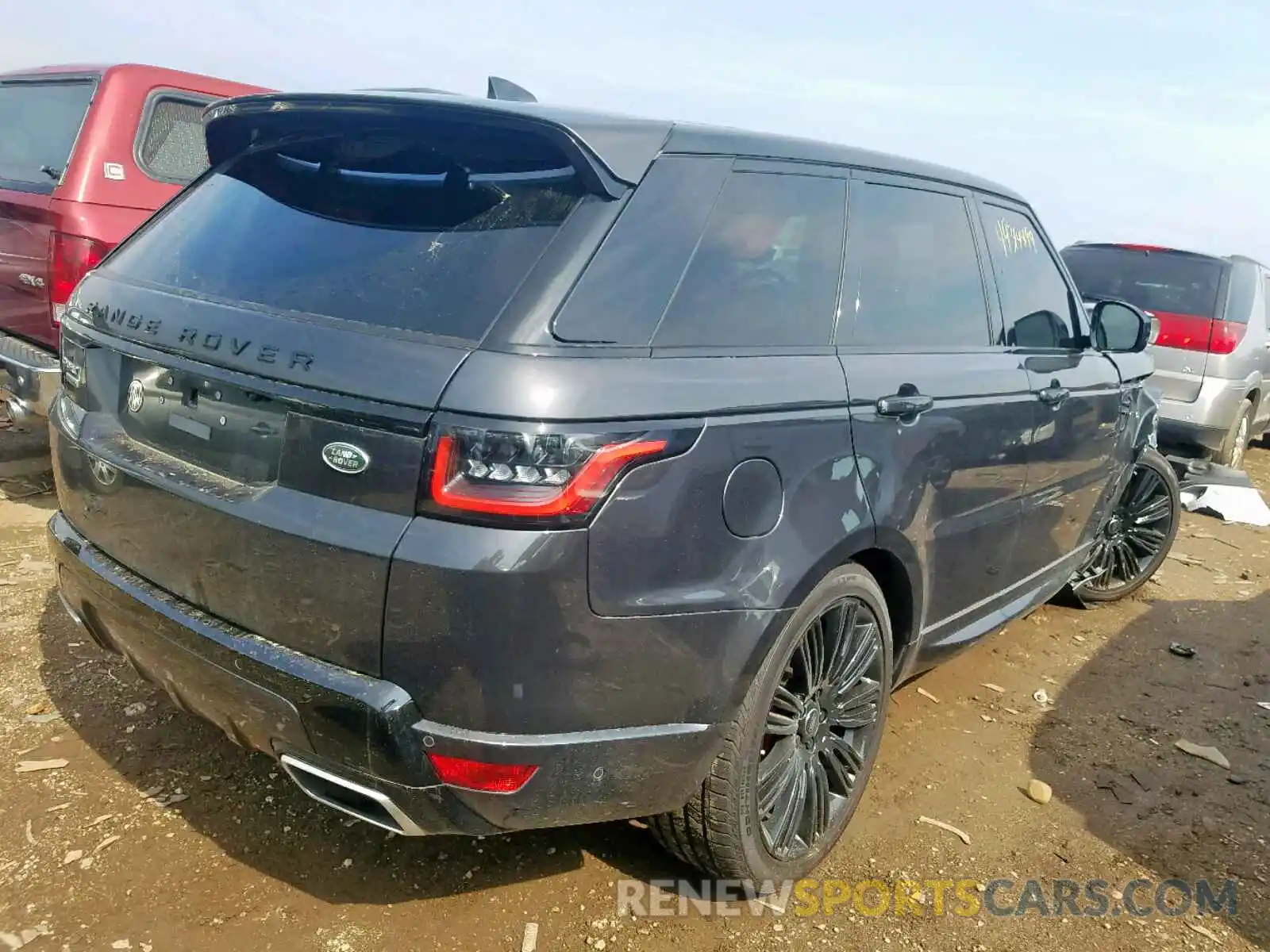 4 Photograph of a damaged car SALWV2RE9KA849877 LAND ROVER RANGE ROVE 2019