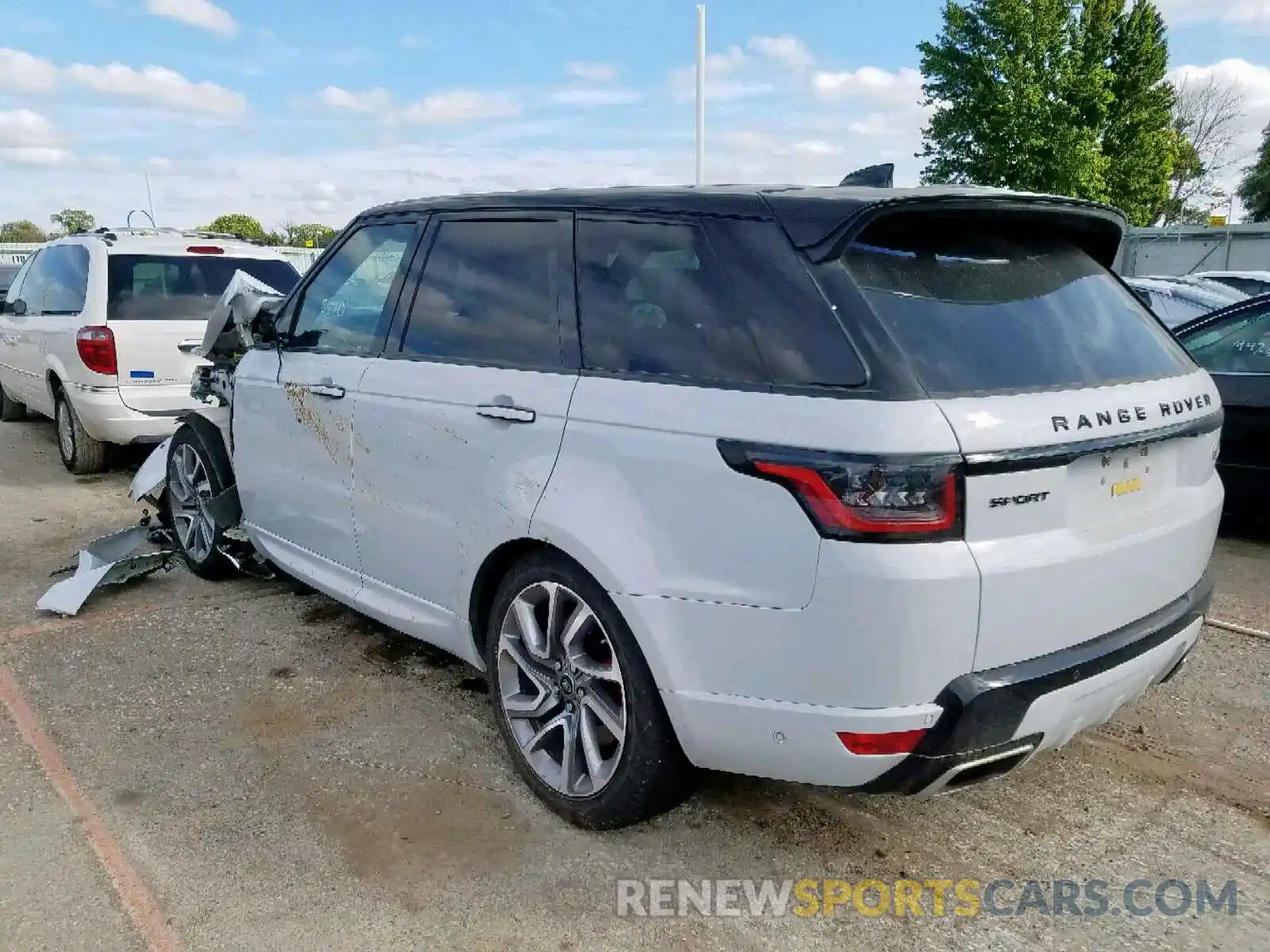 3 Фотография поврежденного автомобиля SALWV2SV3KA423578 LAND ROVER RANGE ROVE 2019