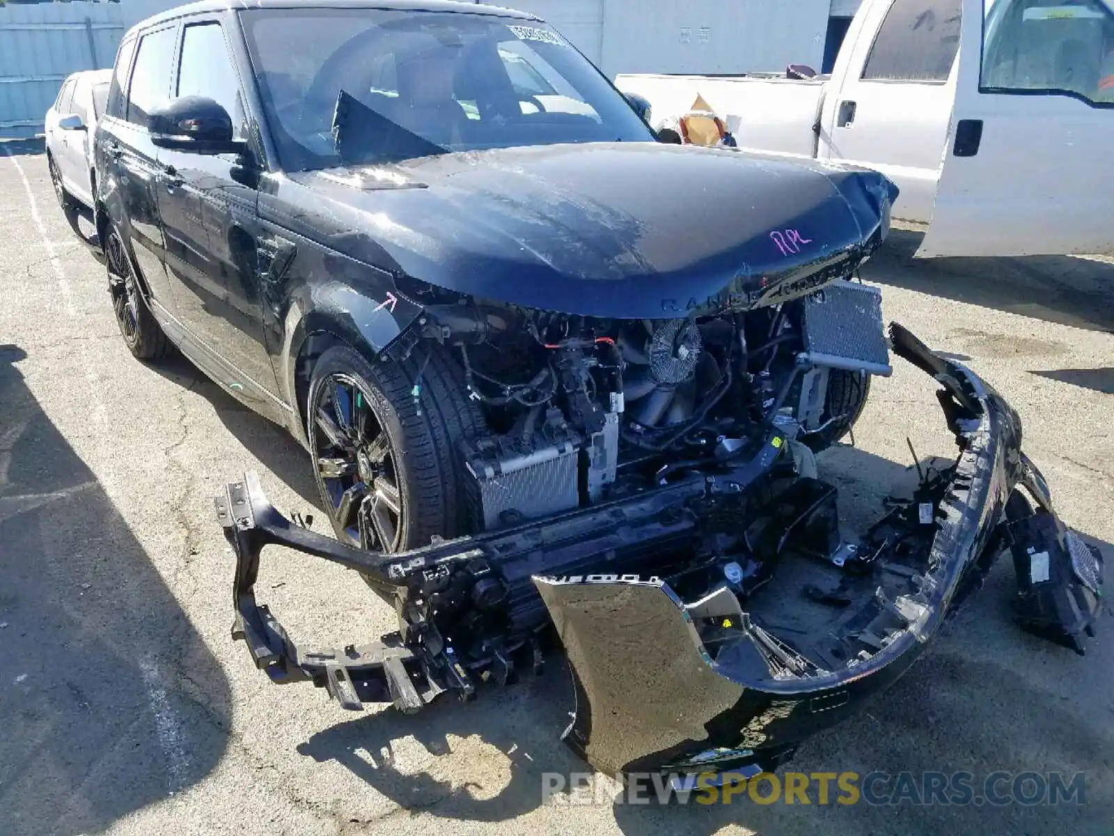 1 Photograph of a damaged car SALWV2SVXKA814999 LAND ROVER RANGE ROVE 2019